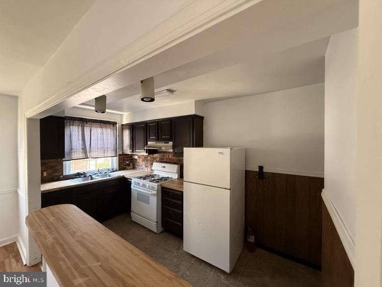 MAYFAIR (WEST) - Residential Lease