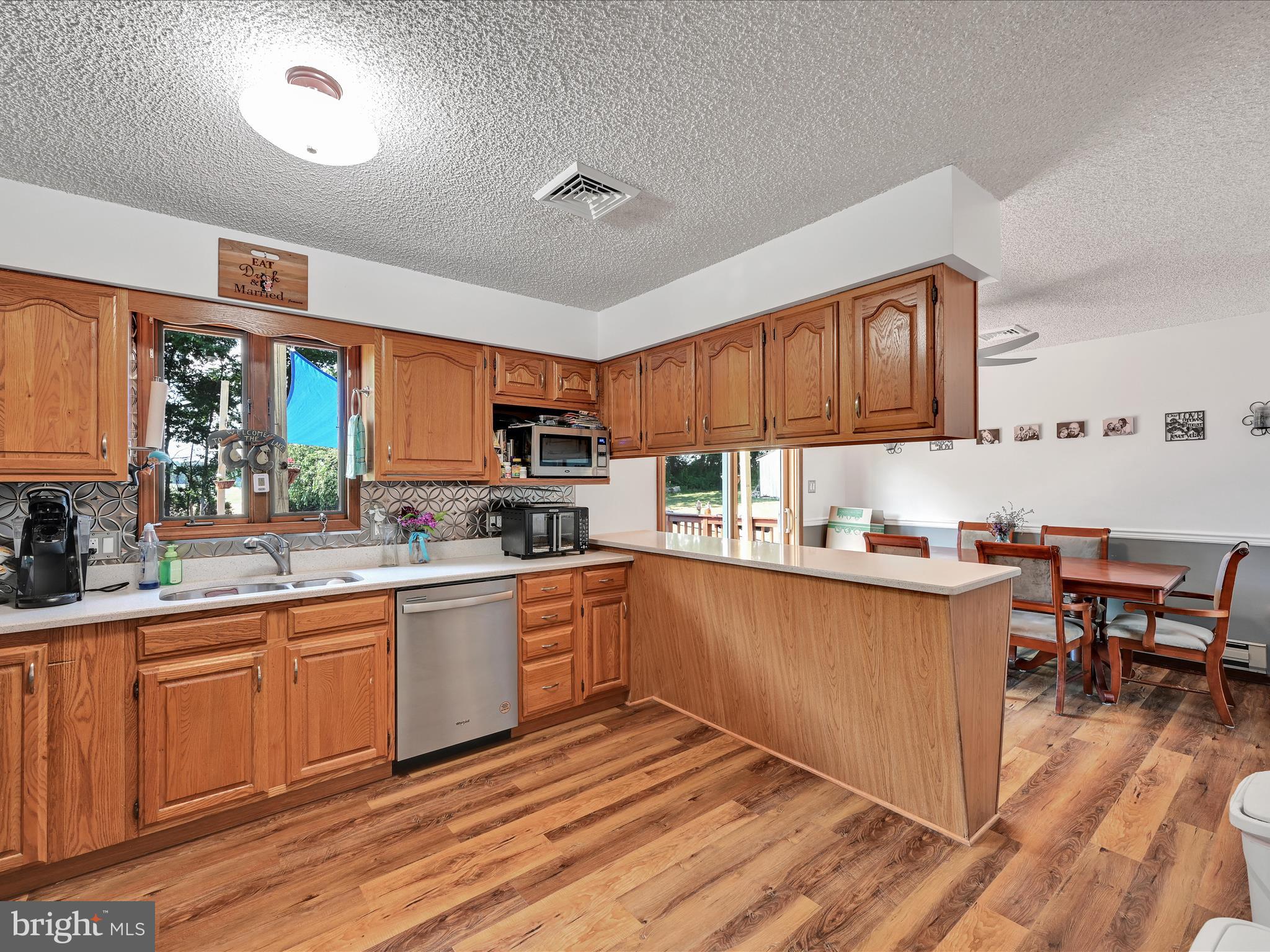 LAKE WYNONAH - Residential