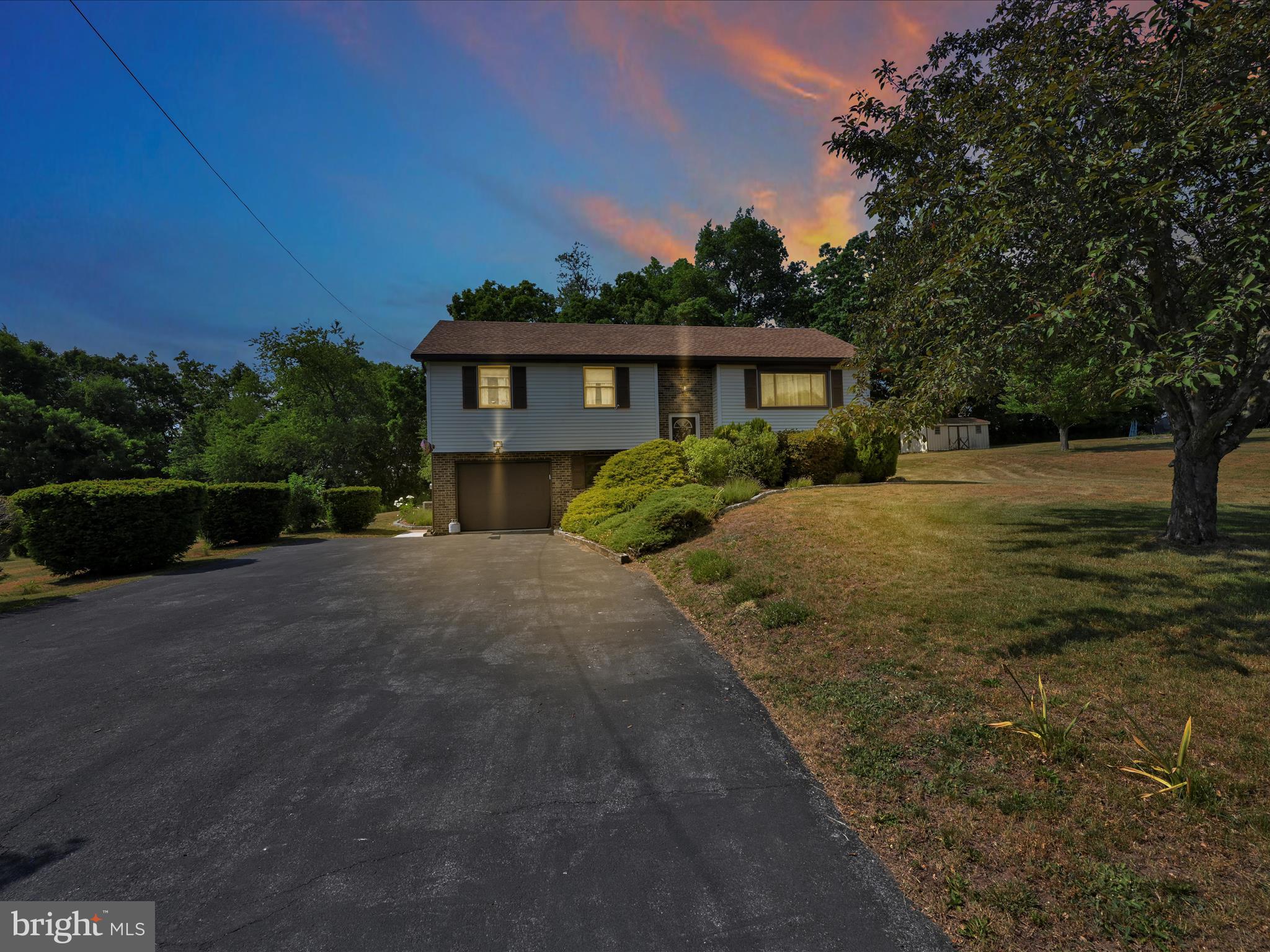LAKE WYNONAH - Residential