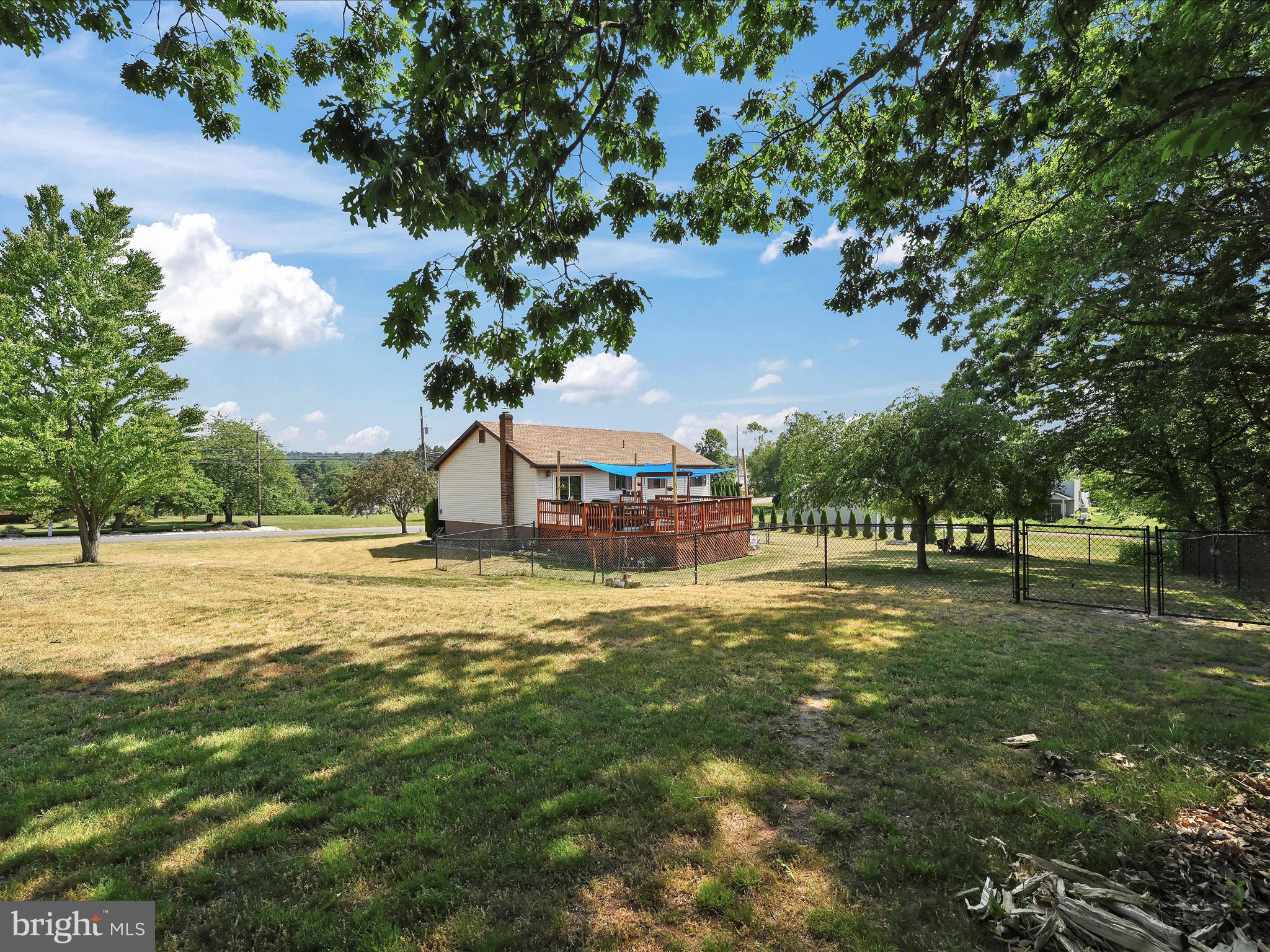 LAKE WYNONAH - Residential