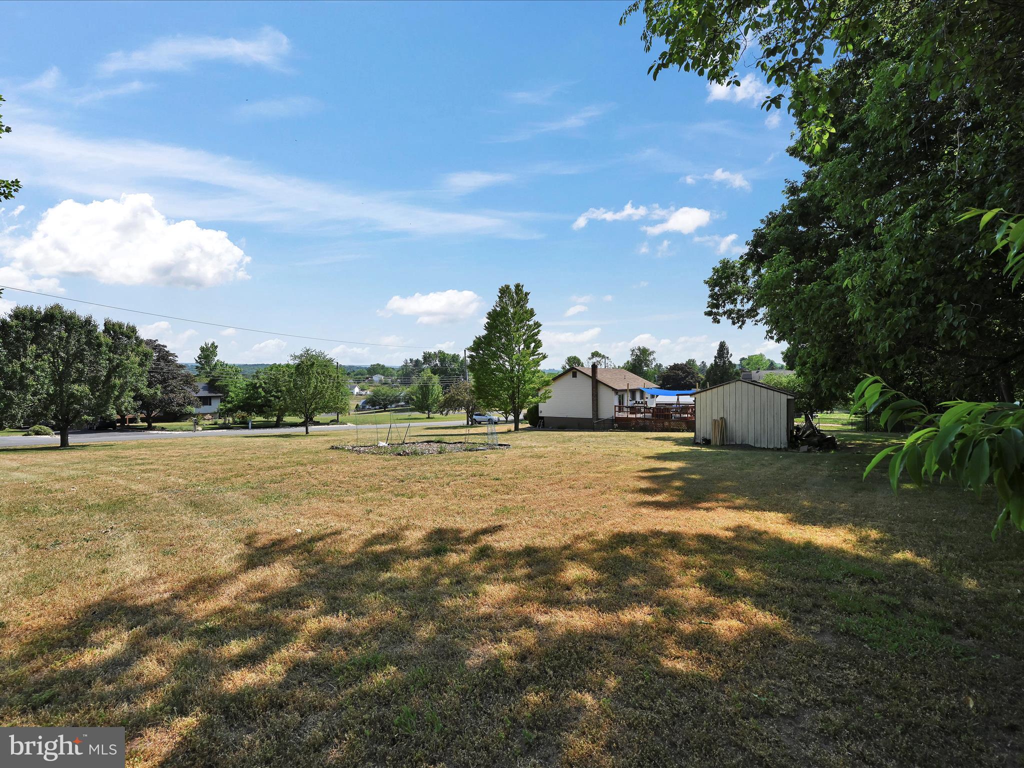 LAKE WYNONAH - Residential