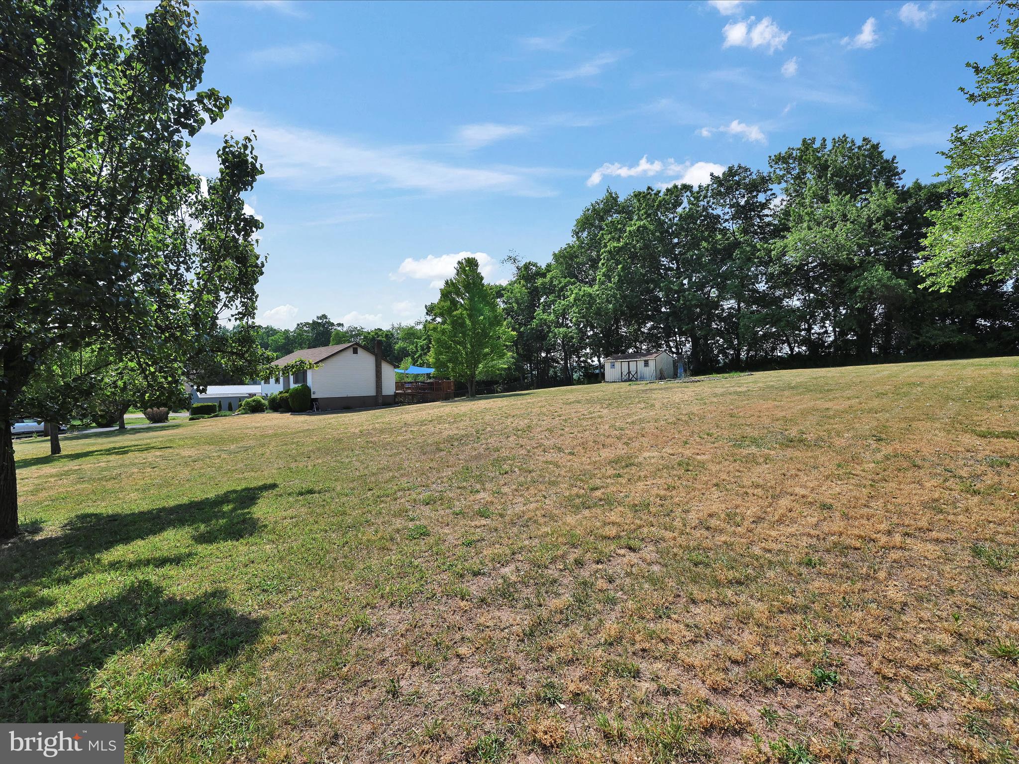 LAKE WYNONAH - Residential