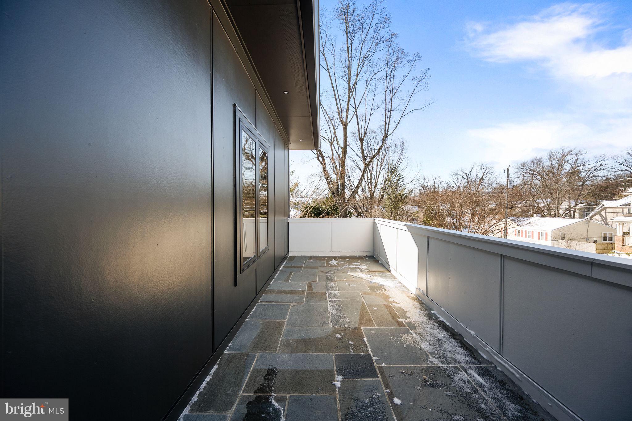 CHURCHILL SQUARE - Residential