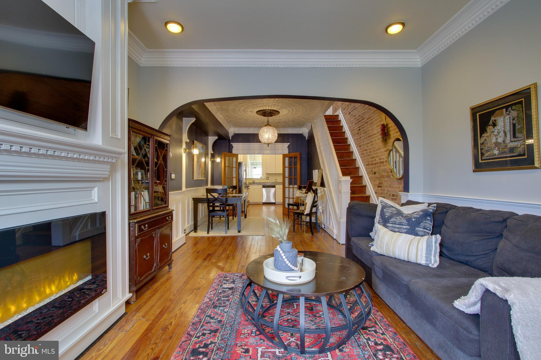 RIVERSIDE - Residential