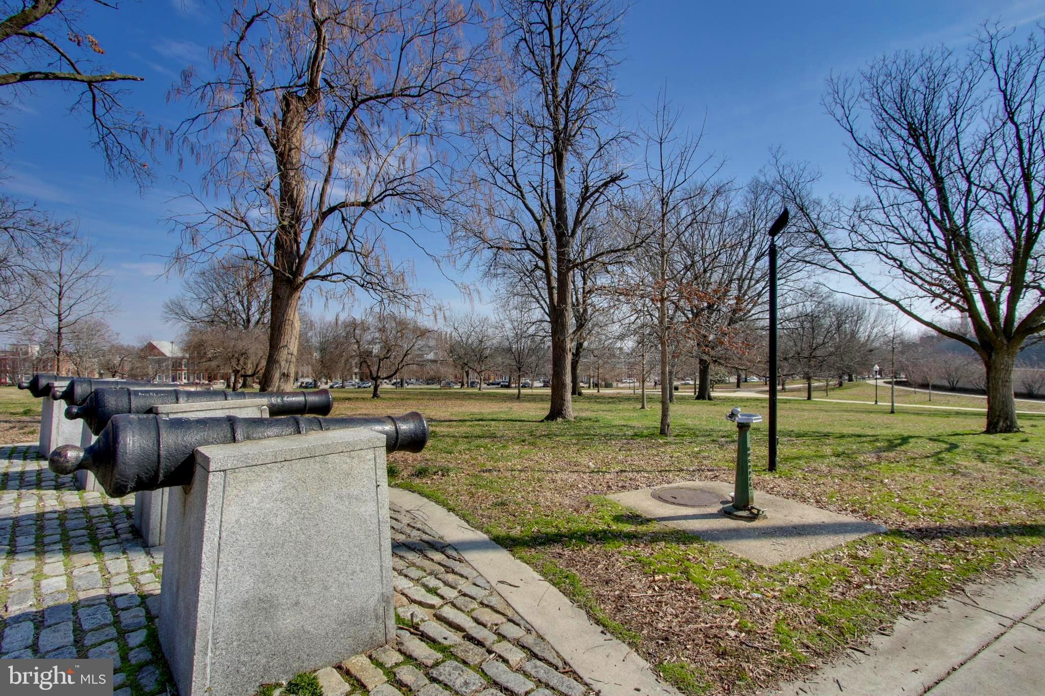 RIVERSIDE - Residential