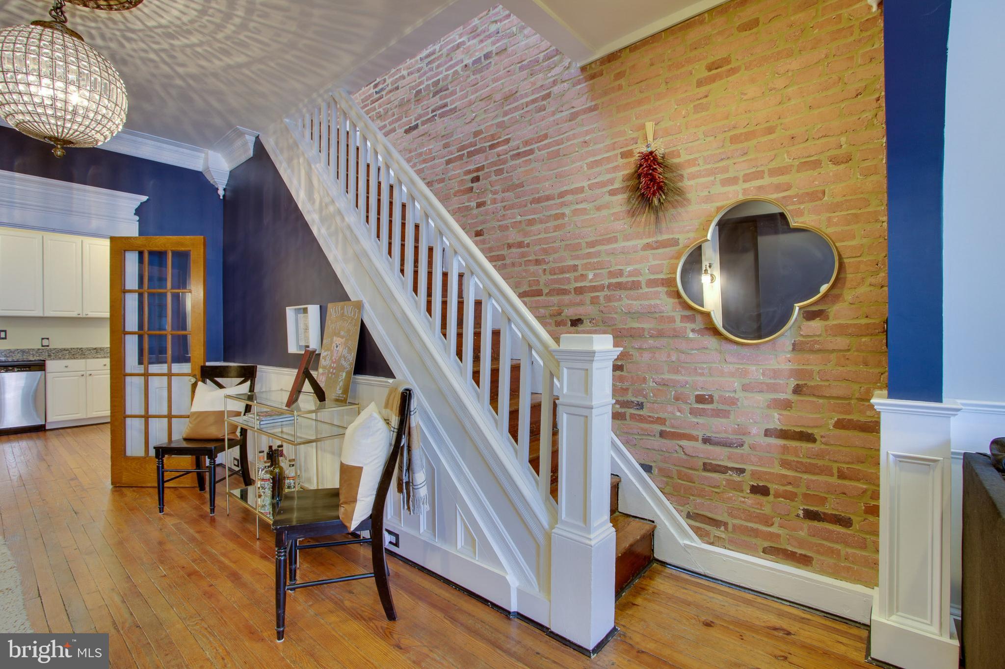 RIVERSIDE - Residential