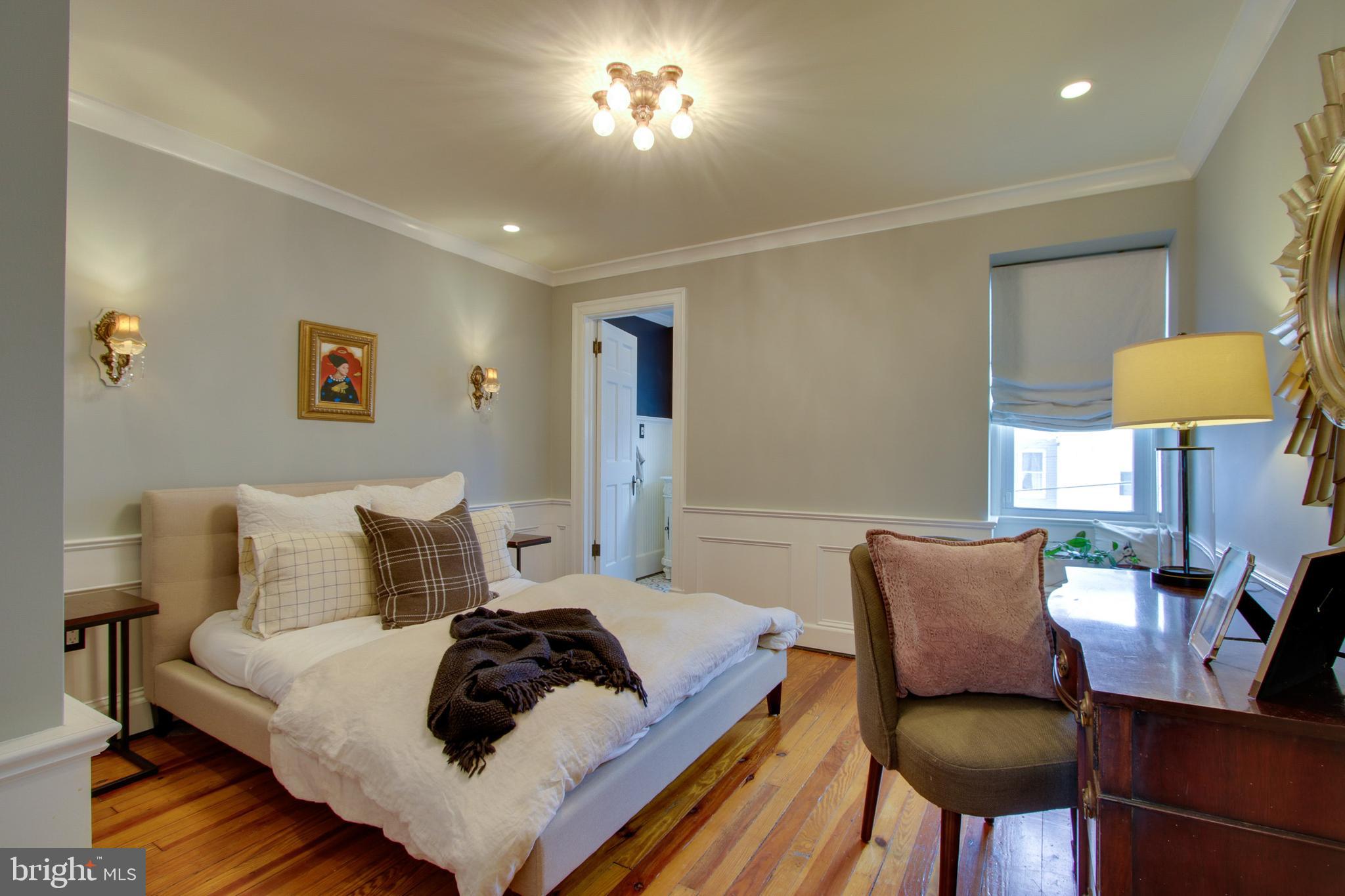 RIVERSIDE - Residential