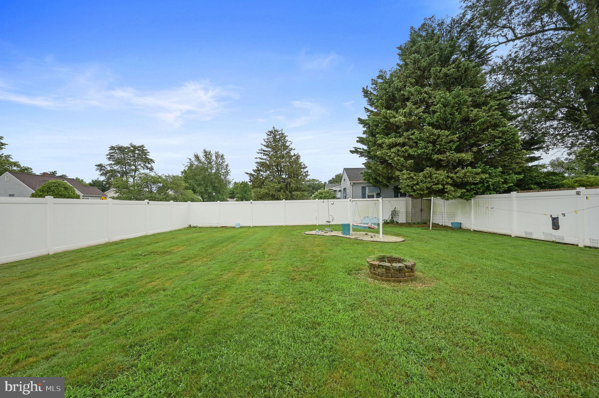 728 WHITE OAK ROAD