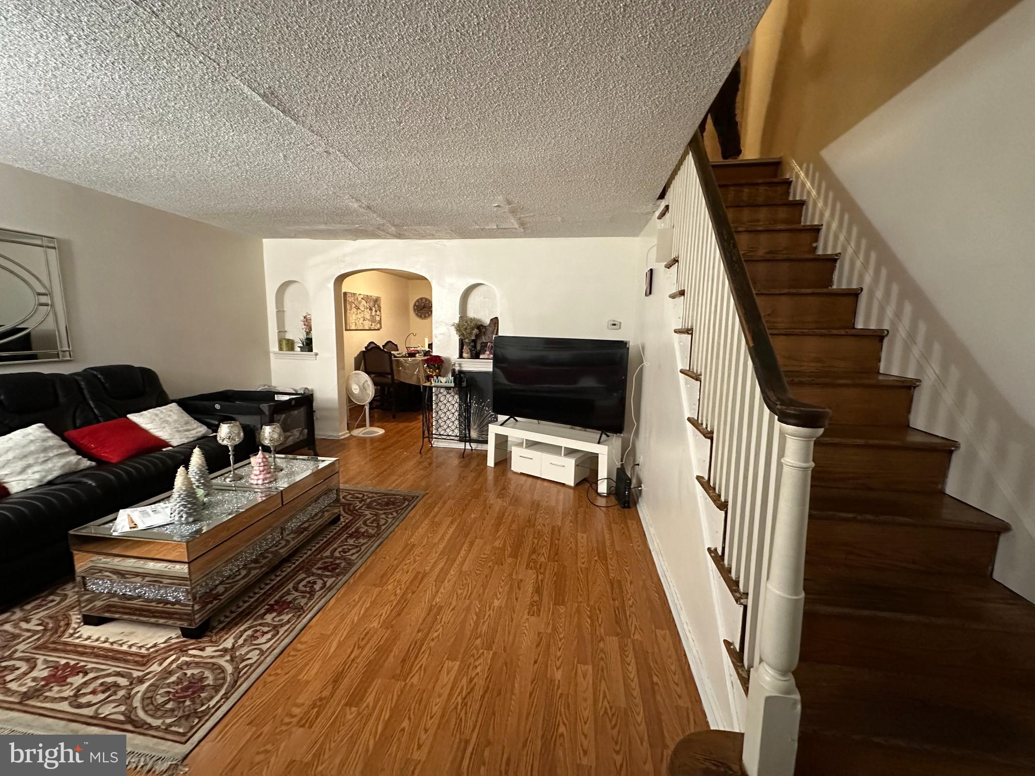 MAYFAIR (EAST) - Residential