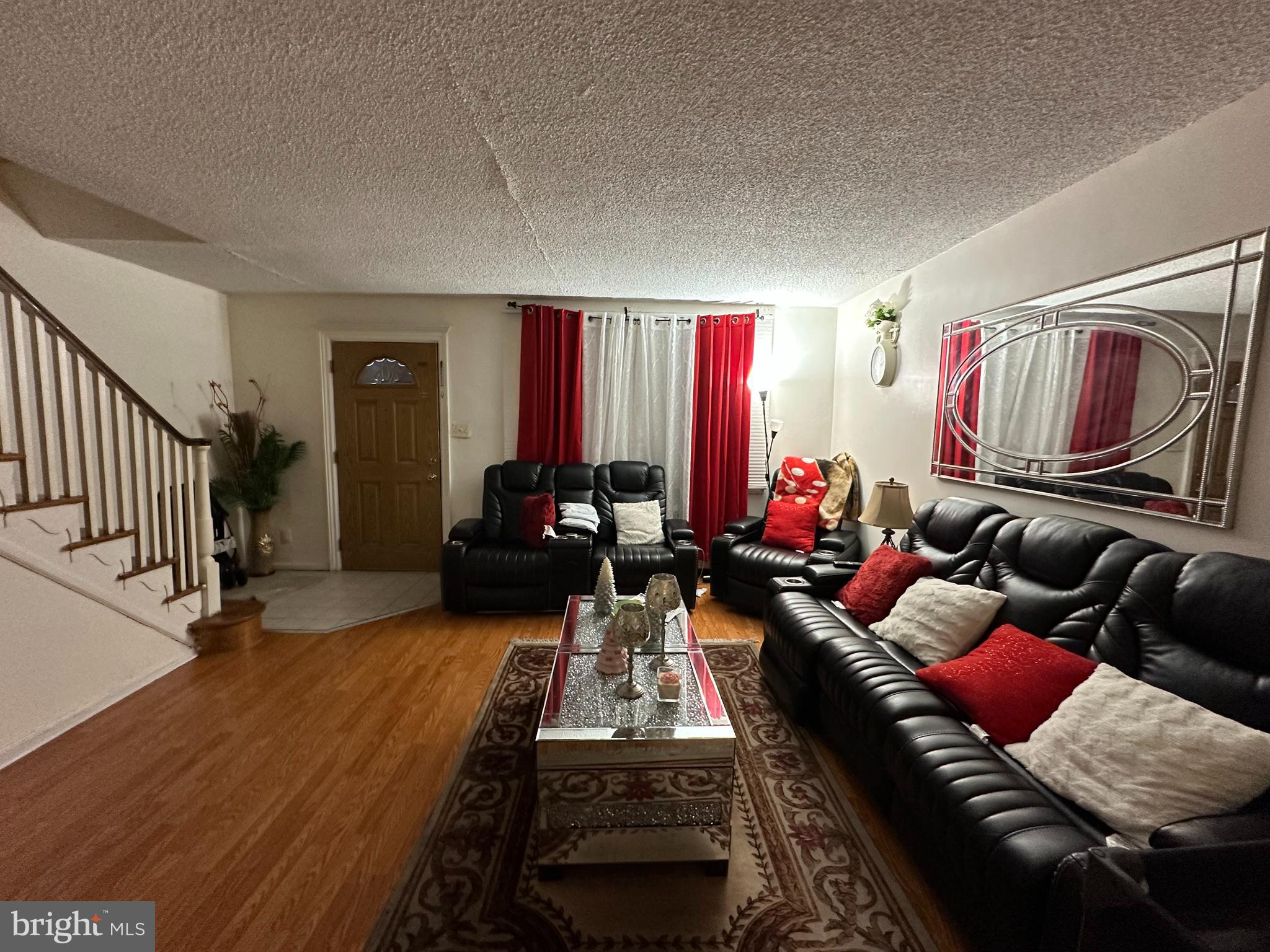 MAYFAIR (EAST) - Residential