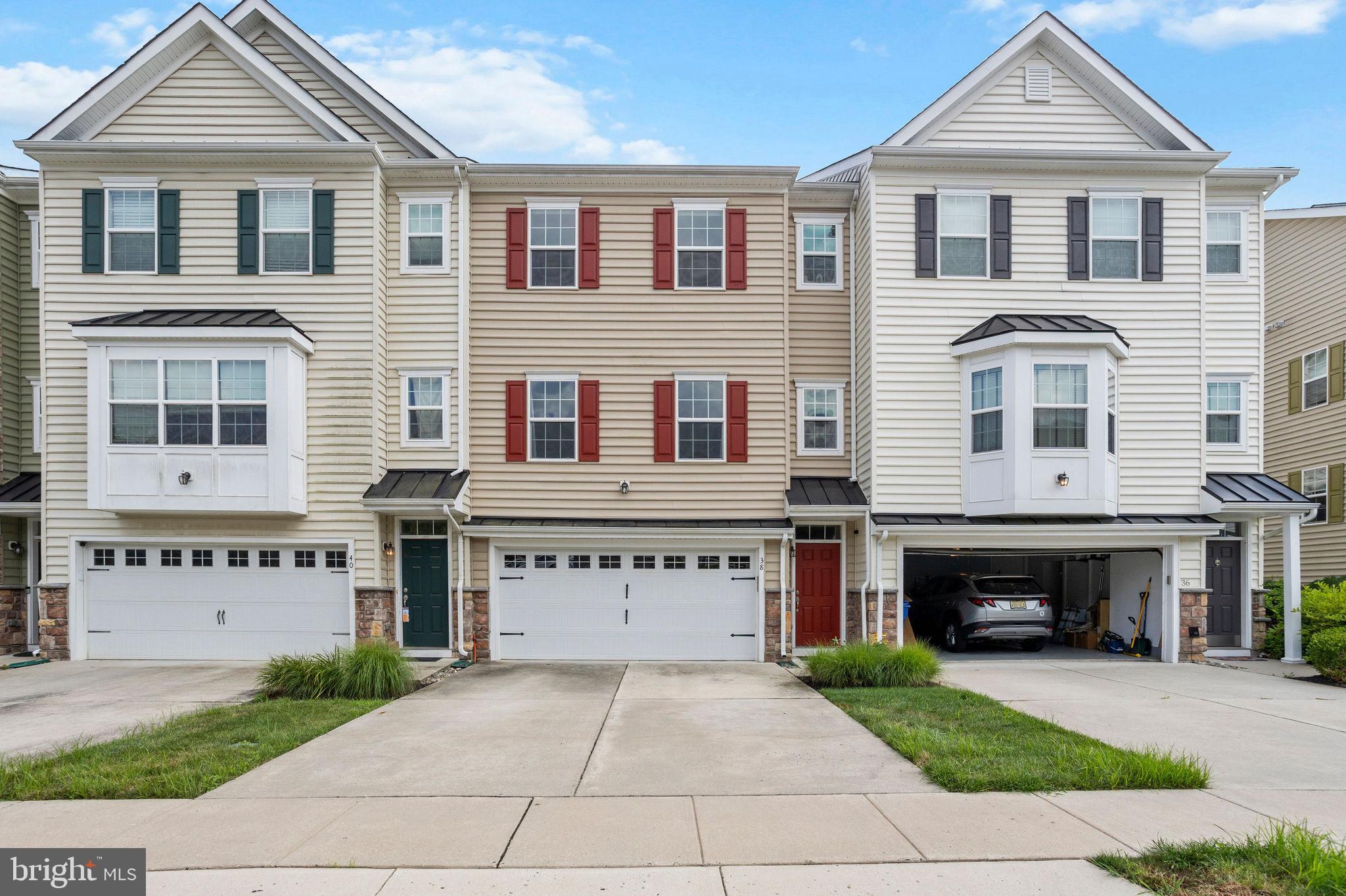 38 KEEGAN COURT