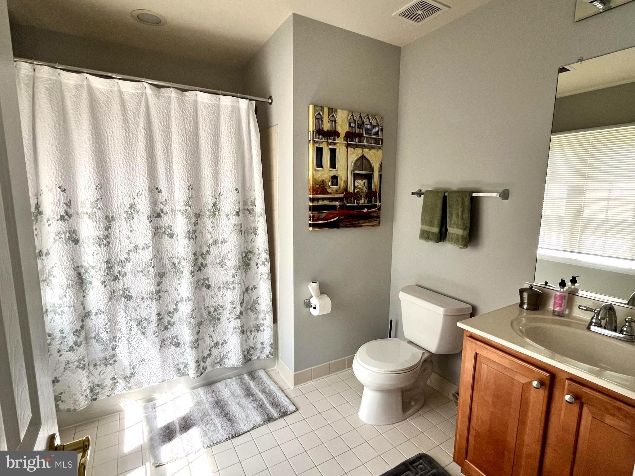 WEST GROVE ESTATES - Residential Lease