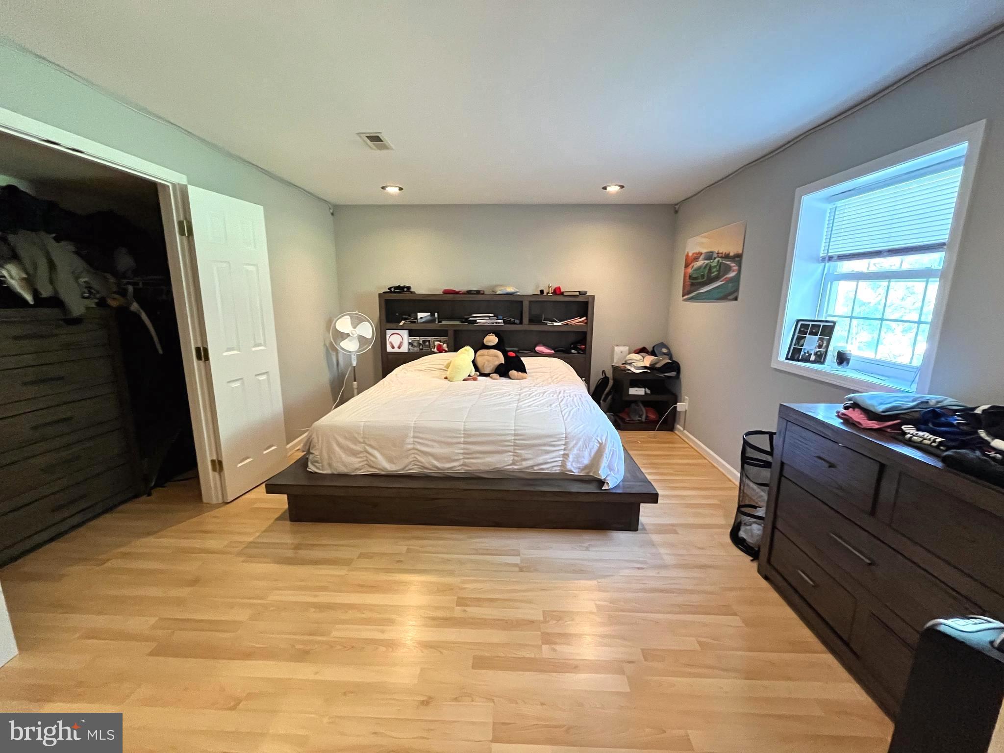 WEST GROVE ESTATES - Residential Lease