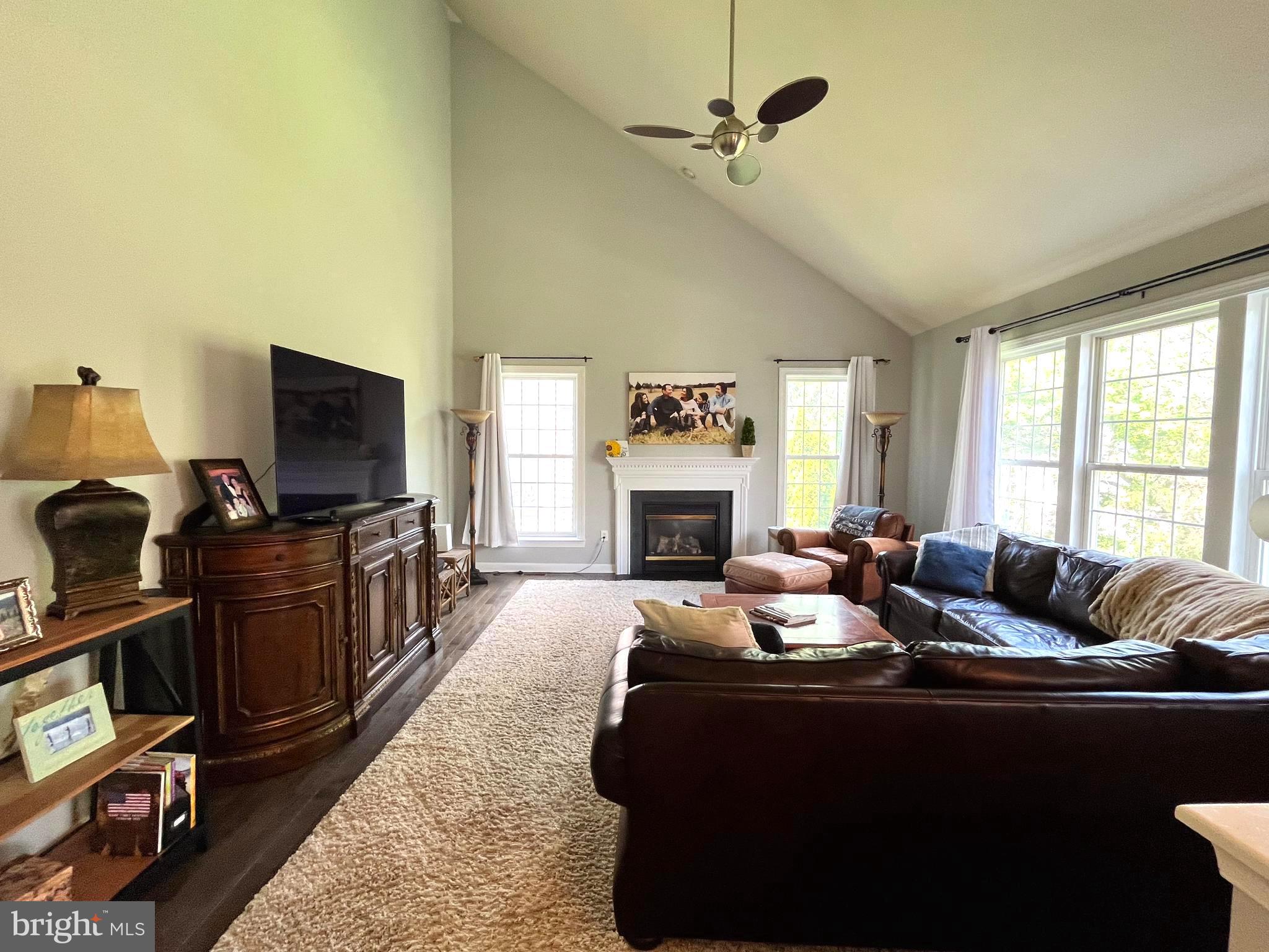 WEST GROVE ESTATES - Residential Lease