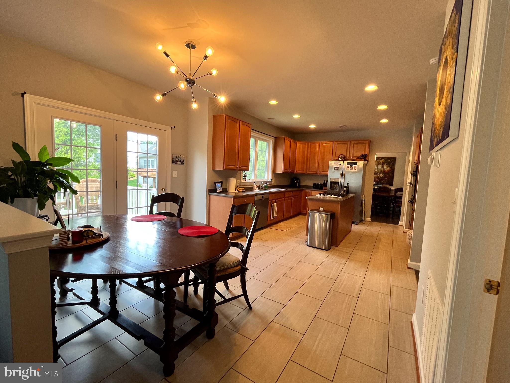 WEST GROVE ESTATES - Residential Lease