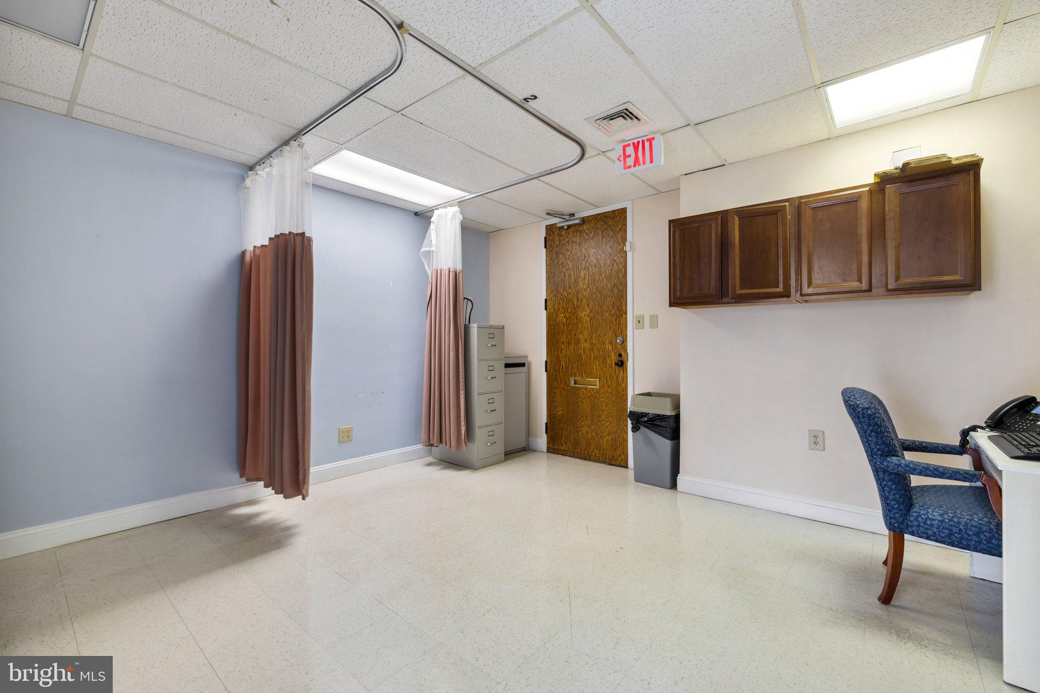 SHERWOOD HALL MED CENT - Commercial Sale