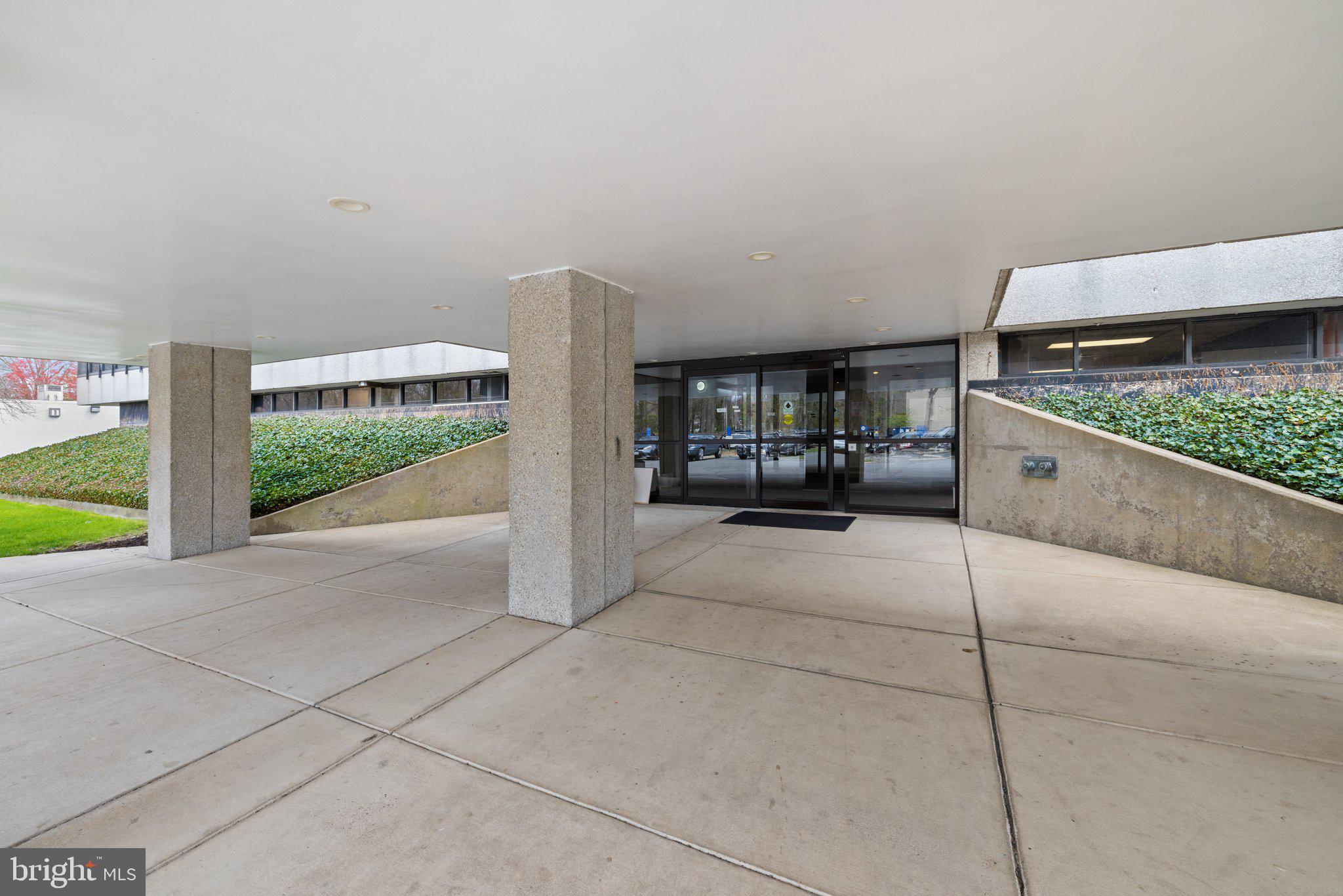 SHERWOOD HALL MED CENT - Commercial Sale