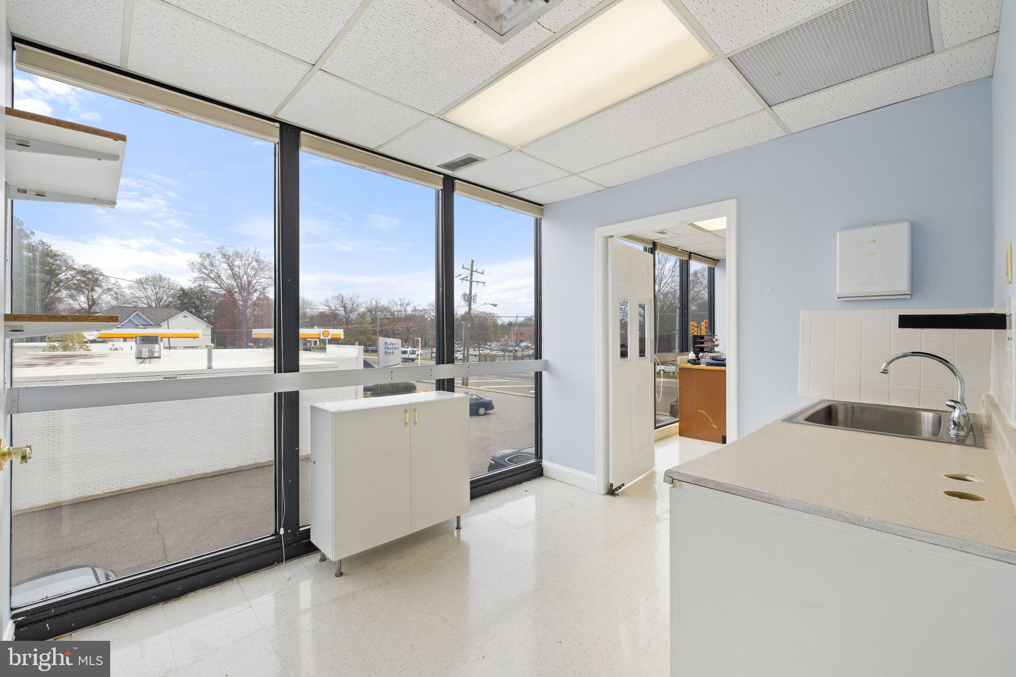 SHERWOOD HALL MED CENT - Commercial Sale