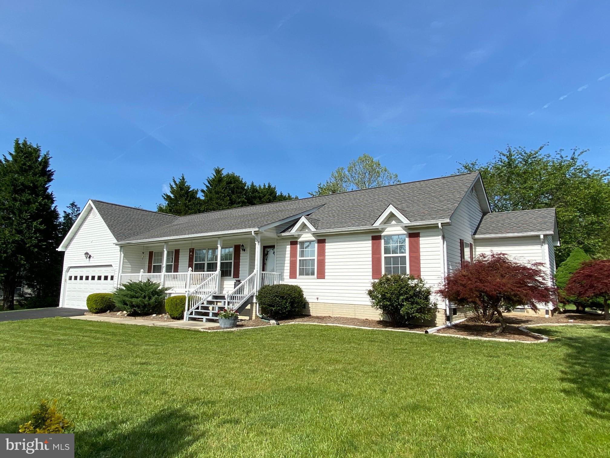 HILLS CORNER ESTATES - Residential