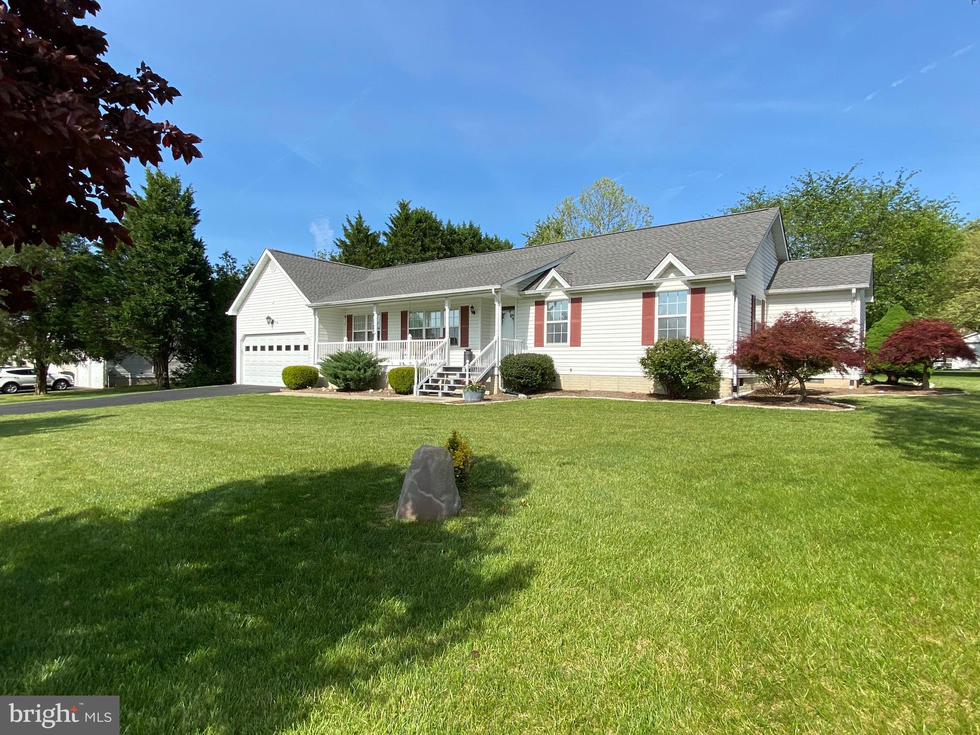 HILLS CORNER ESTATES - Residential