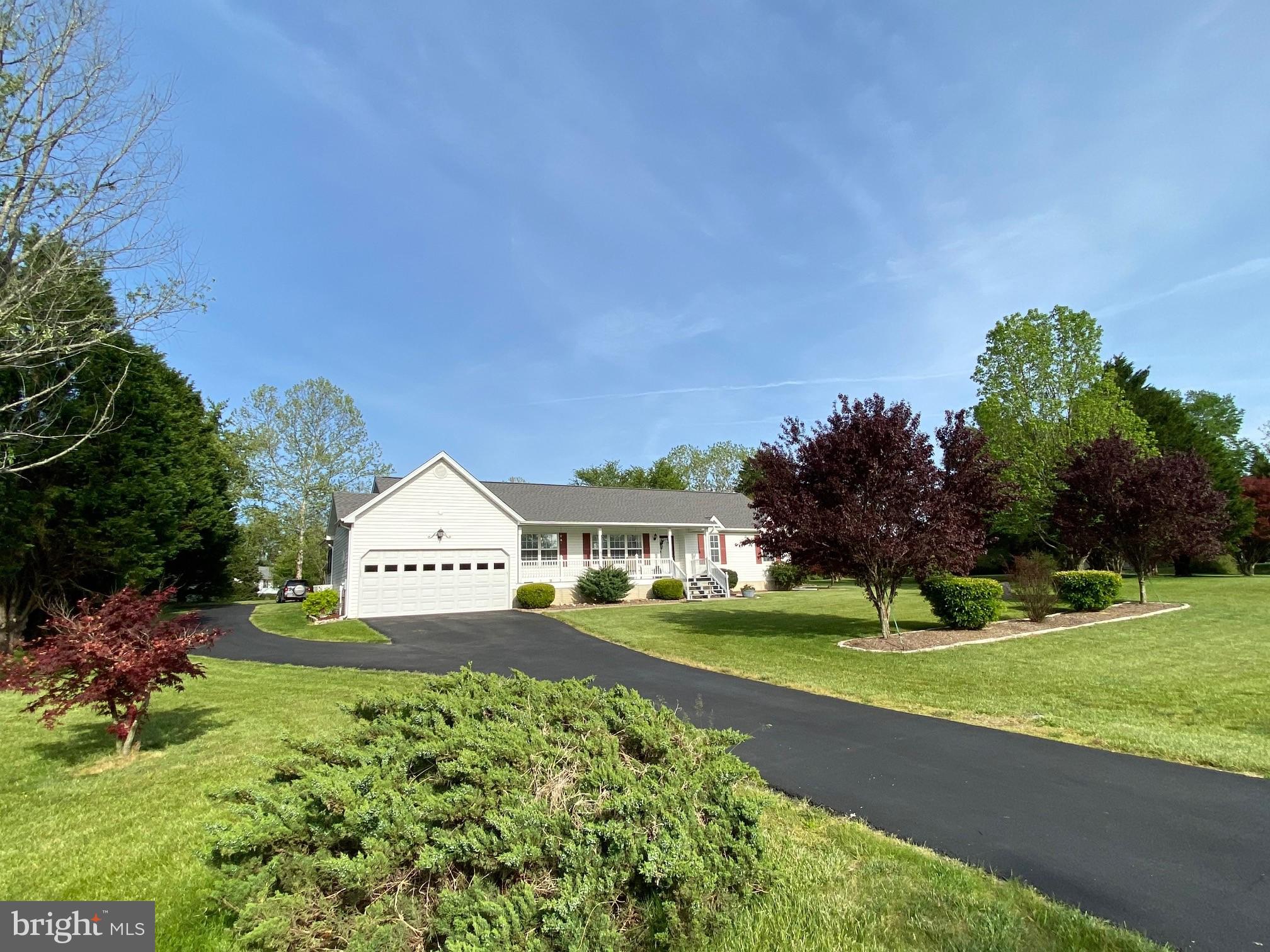 HILLS CORNER ESTATES - Residential