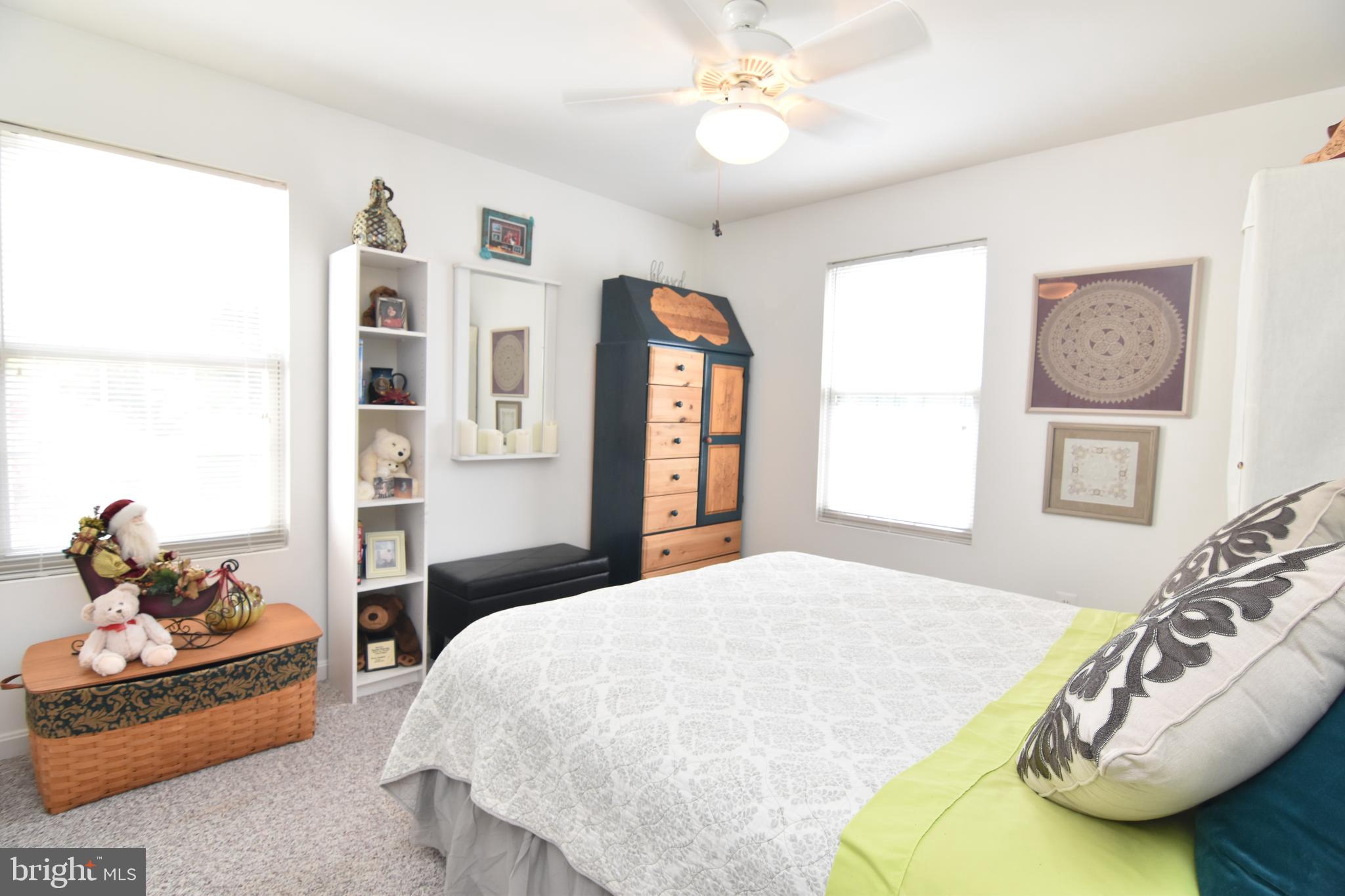 HILLS CORNER ESTATES - Residential