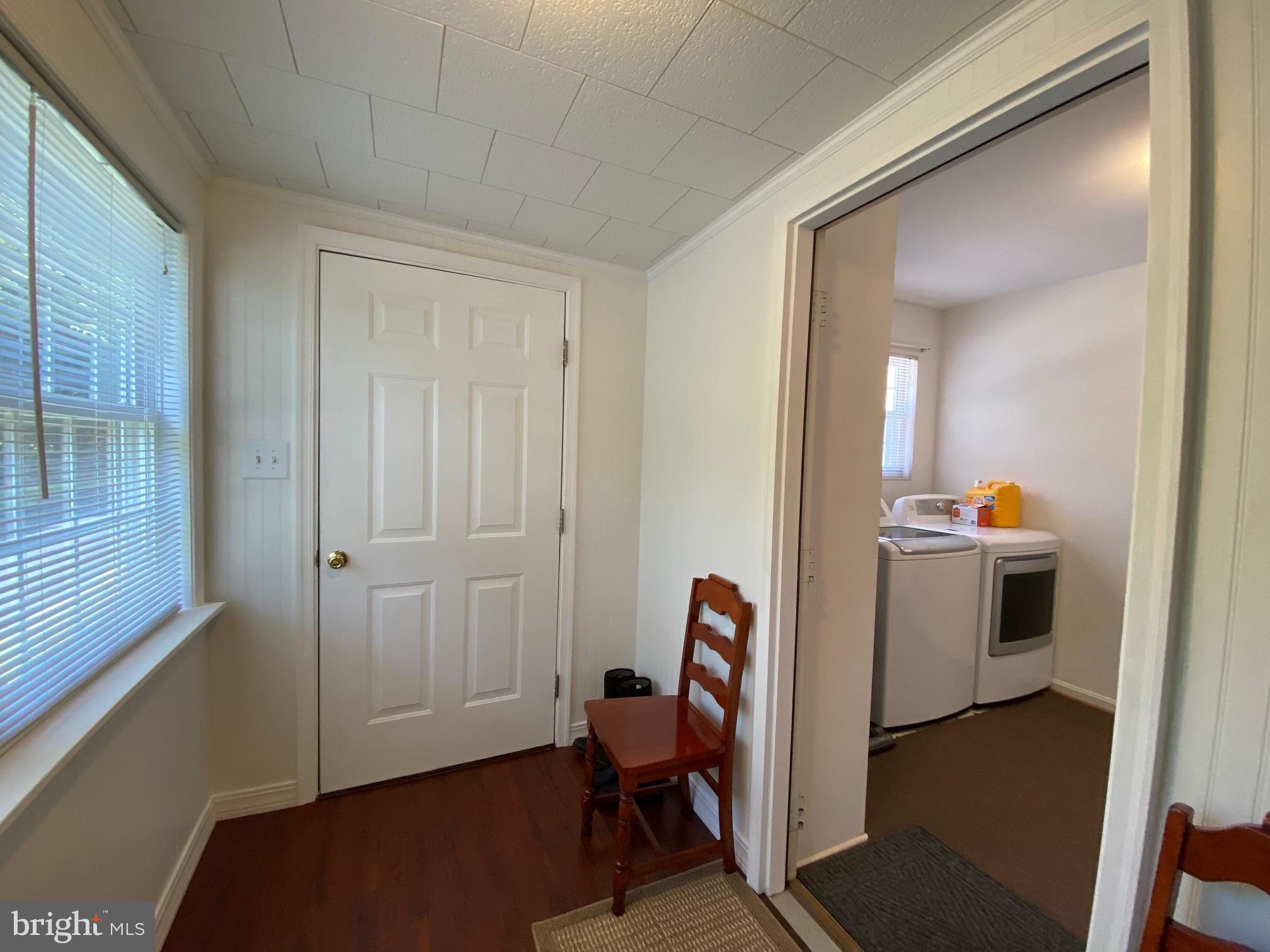 HILLS CORNER ESTATES - Residential