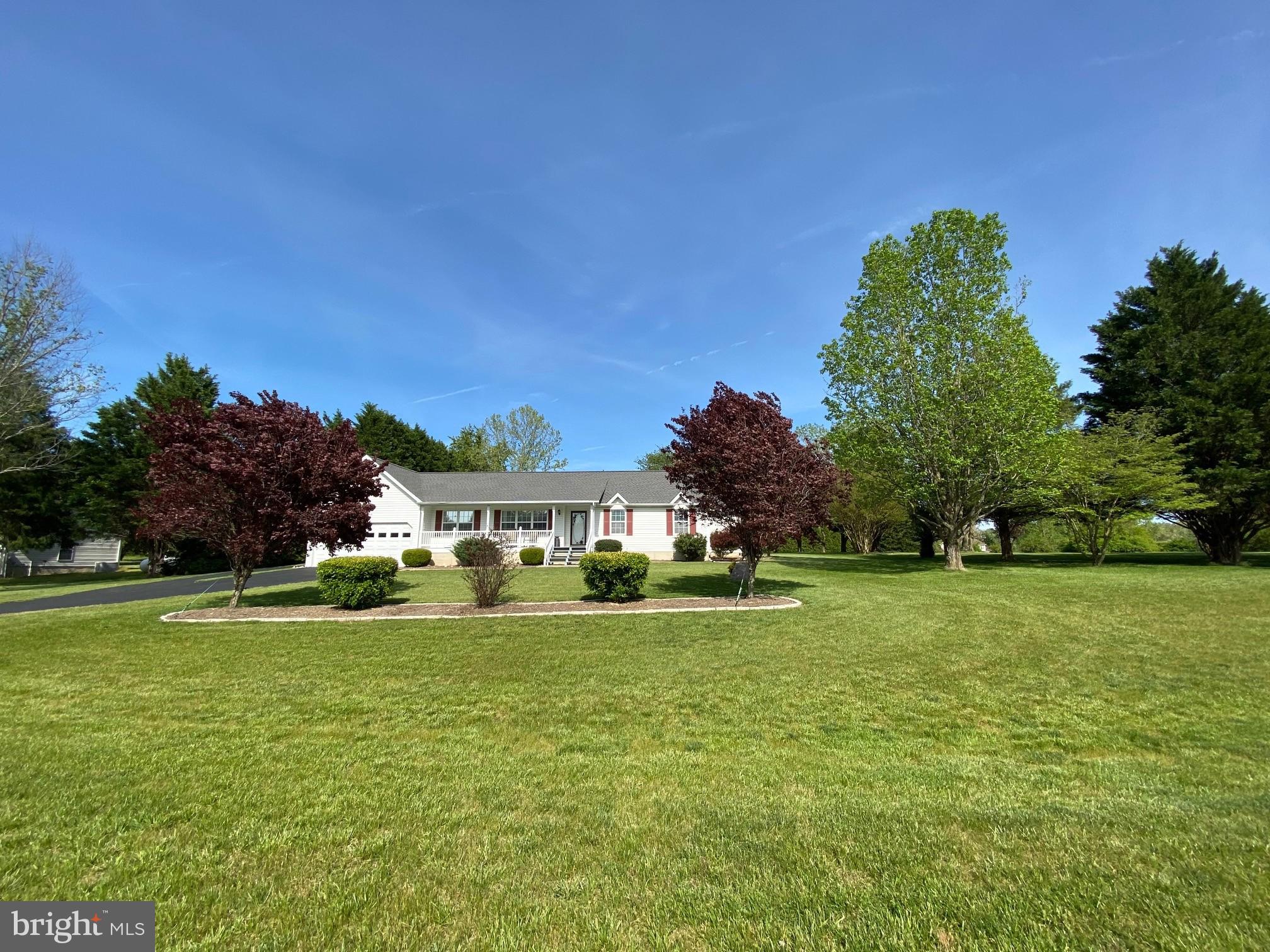 HILLS CORNER ESTATES - Residential