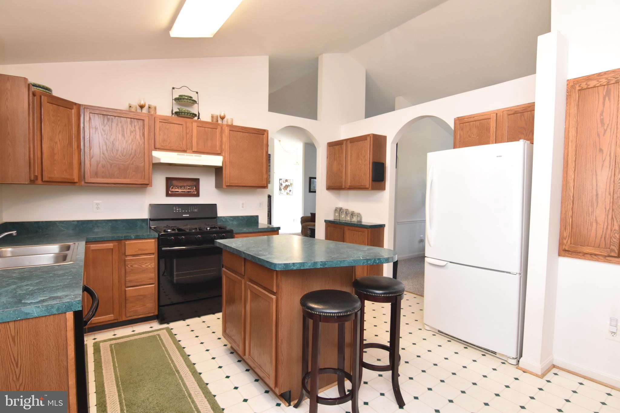 HILLS CORNER ESTATES - Residential