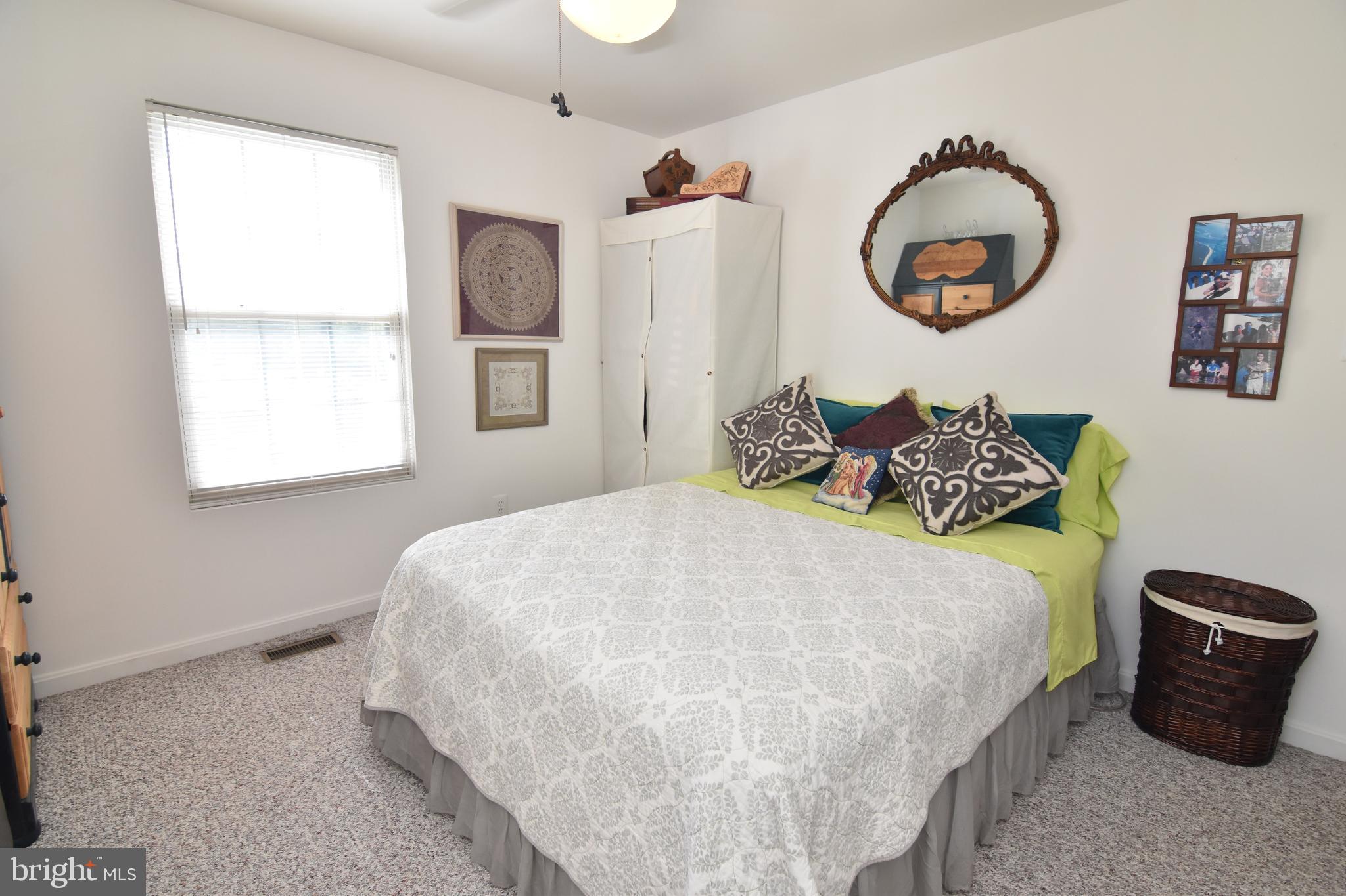 HILLS CORNER ESTATES - Residential