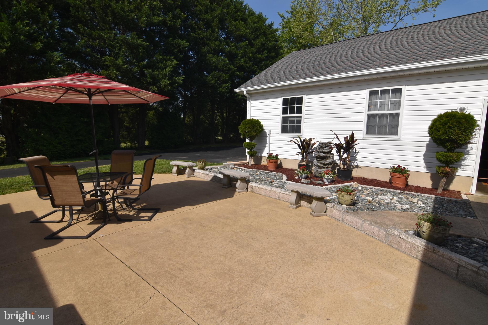 HILLS CORNER ESTATES - Residential