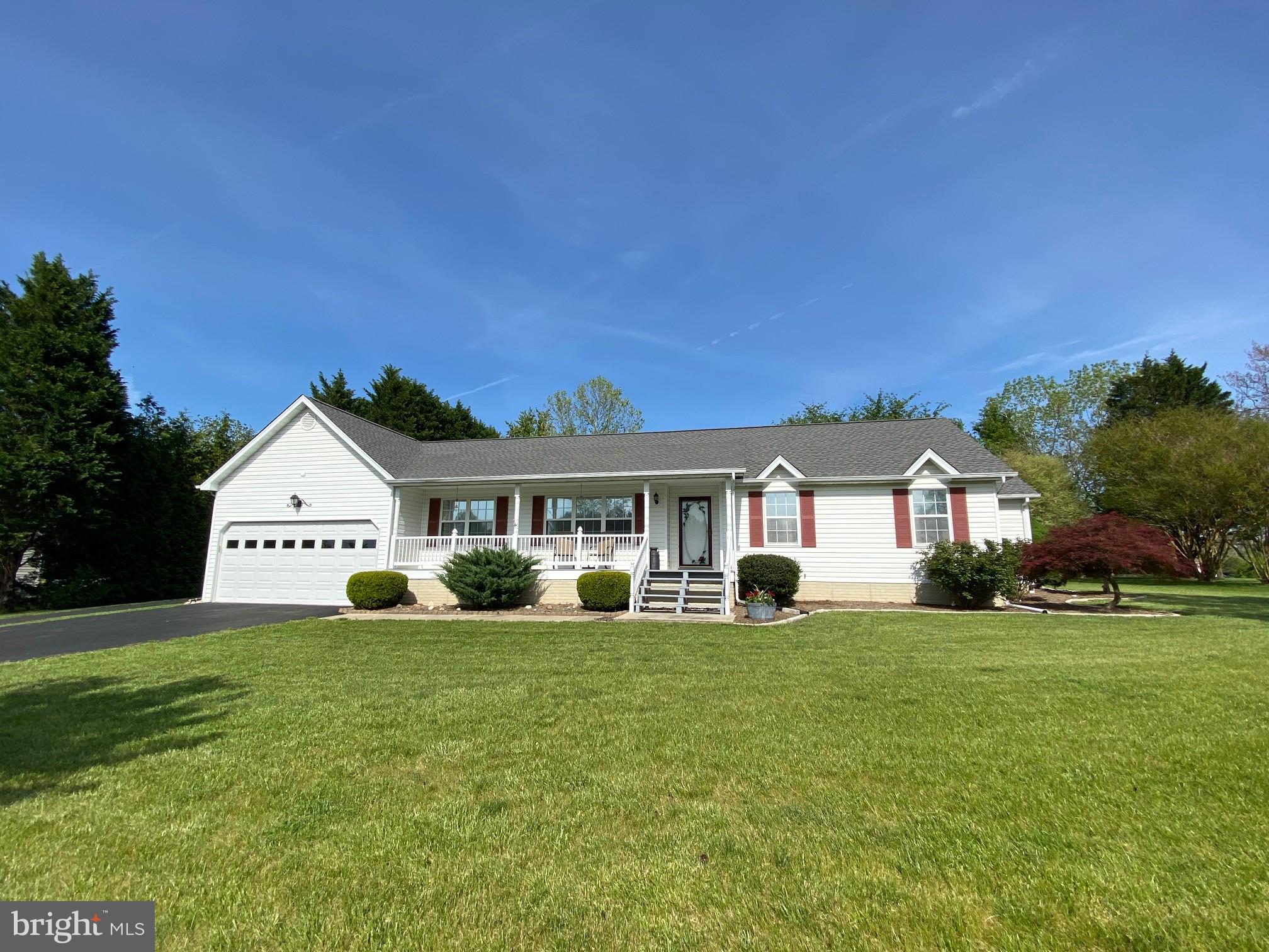 HILLS CORNER ESTATES - Residential