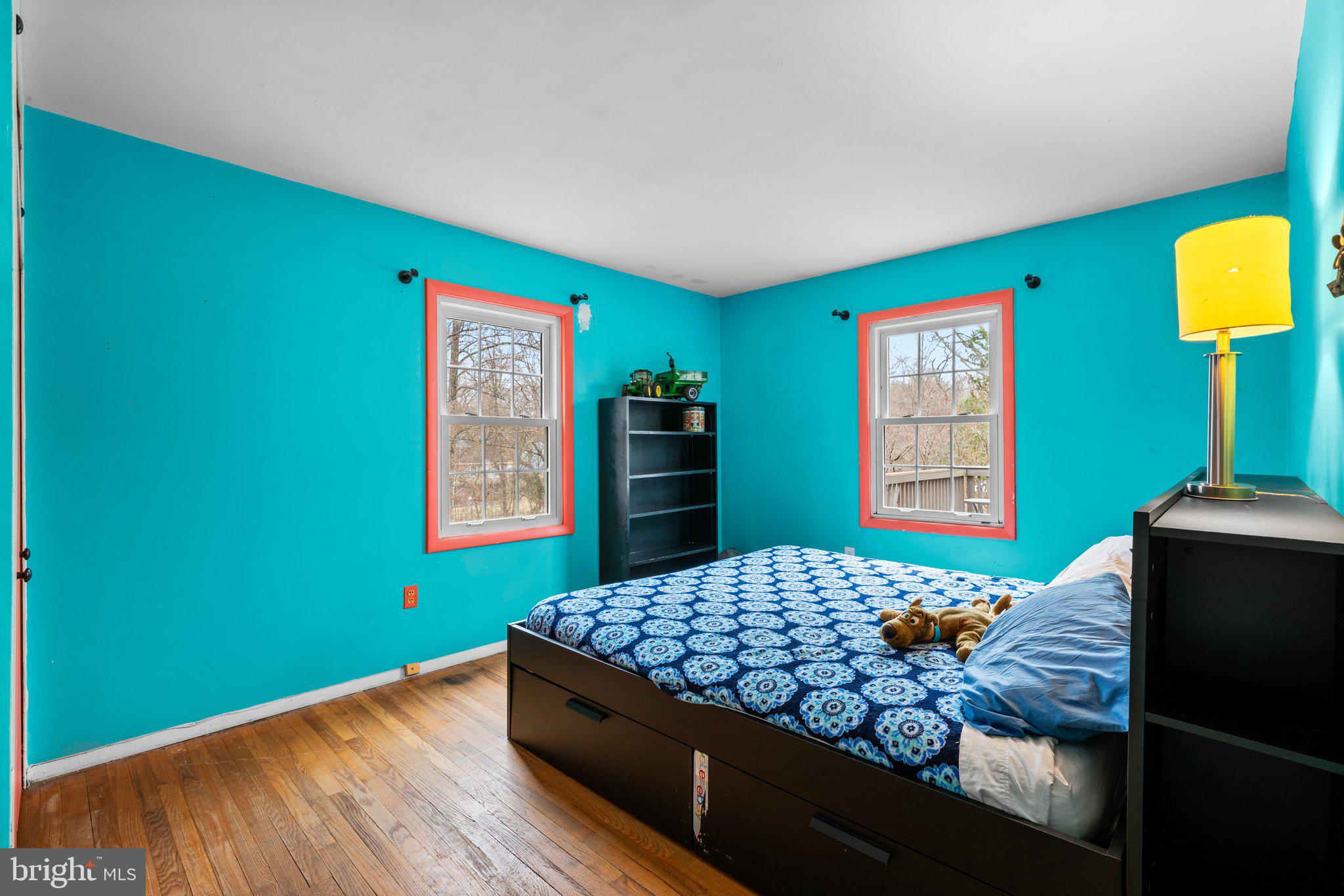 MANOR WOODS - Residential