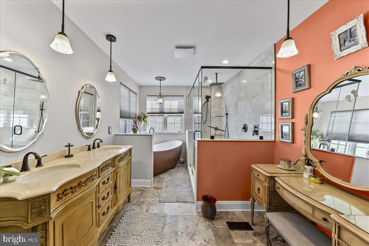 RESERVE AT BAILEY ST - Residential