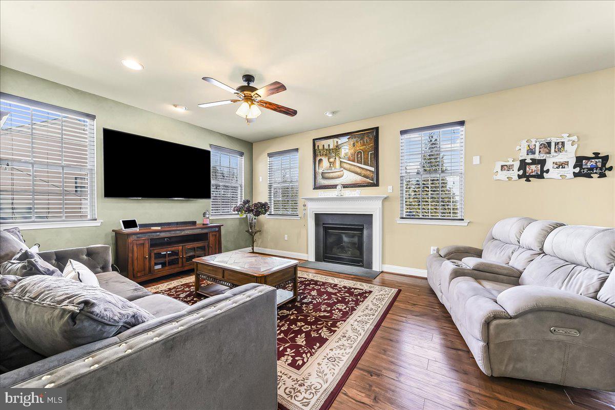 RESERVE AT BAILEY ST - Residential