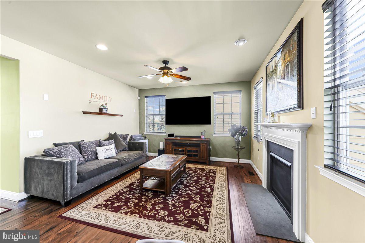 RESERVE AT BAILEY ST - Residential