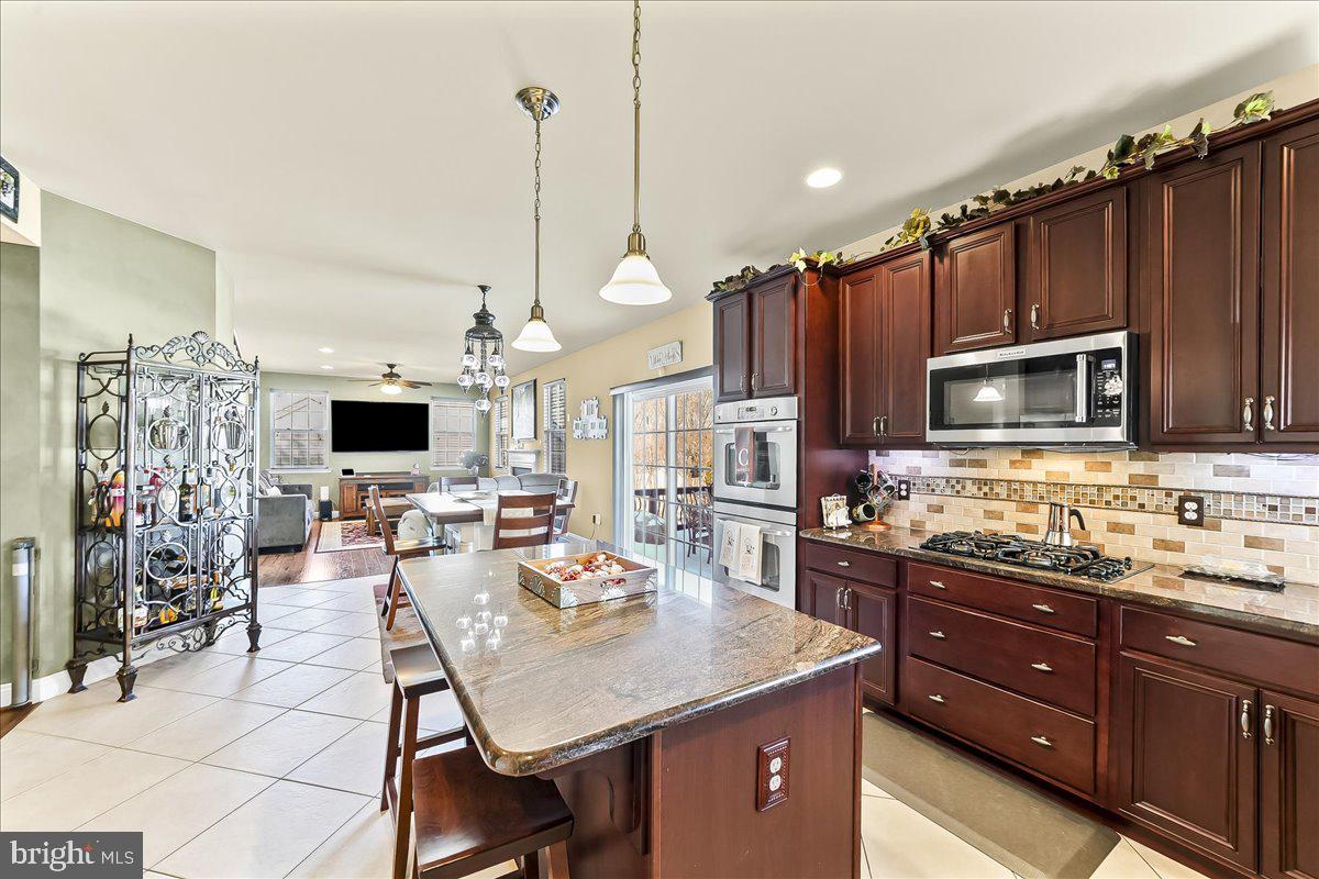 RESERVE AT BAILEY ST - Residential