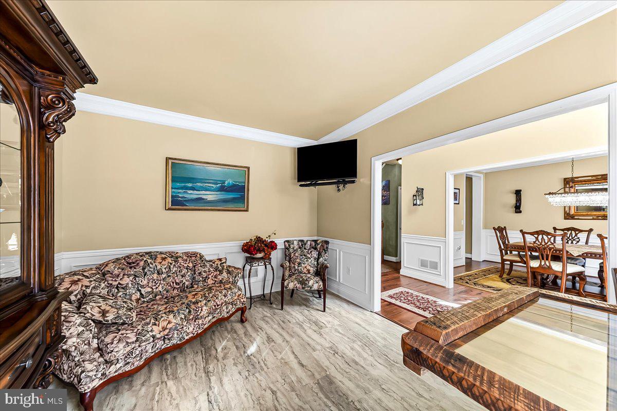 RESERVE AT BAILEY ST - Residential