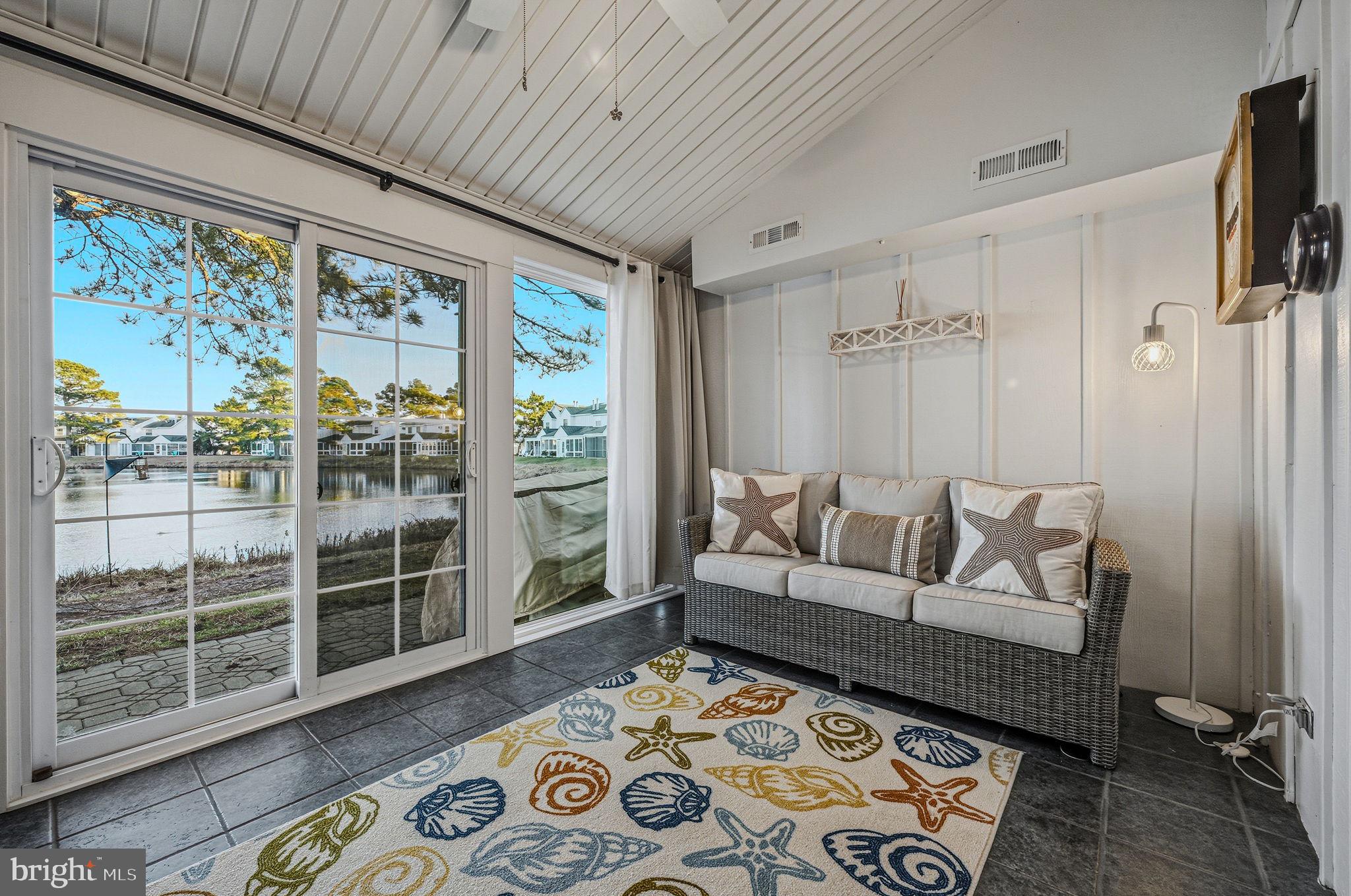 MALLARD LAKES - Residential