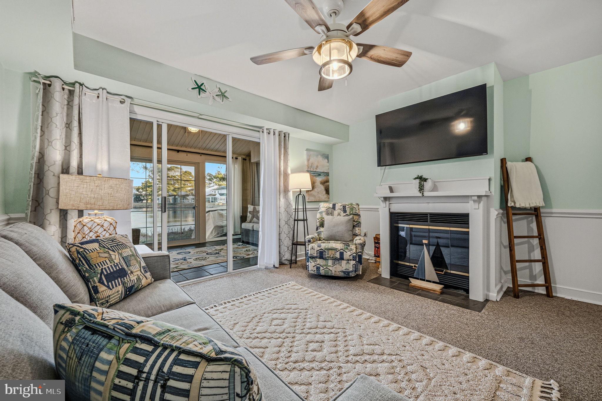 MALLARD LAKES - Residential