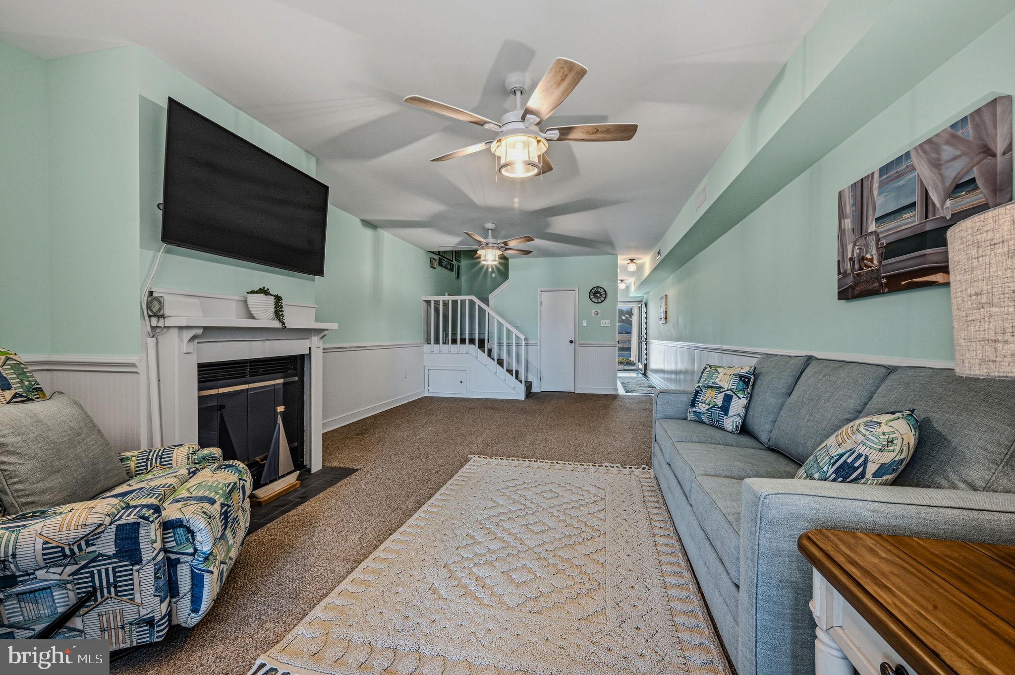 MALLARD LAKES - Residential