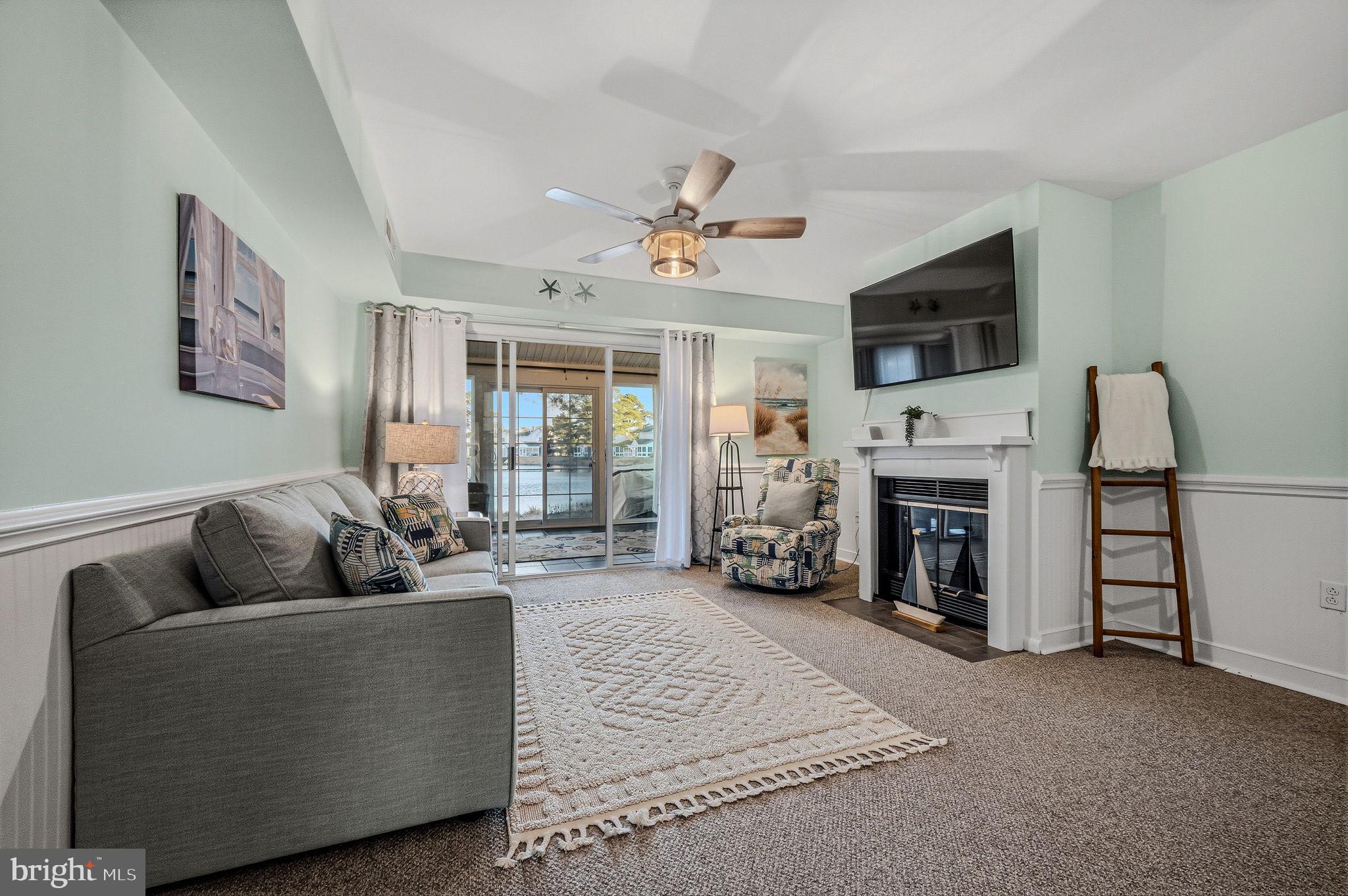 MALLARD LAKES - Residential