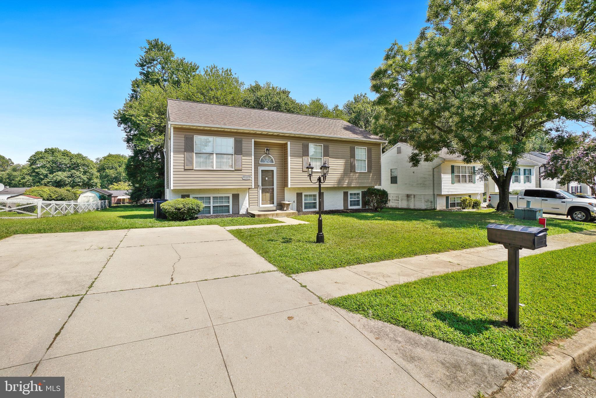 3111 BARCROFT DRIVE