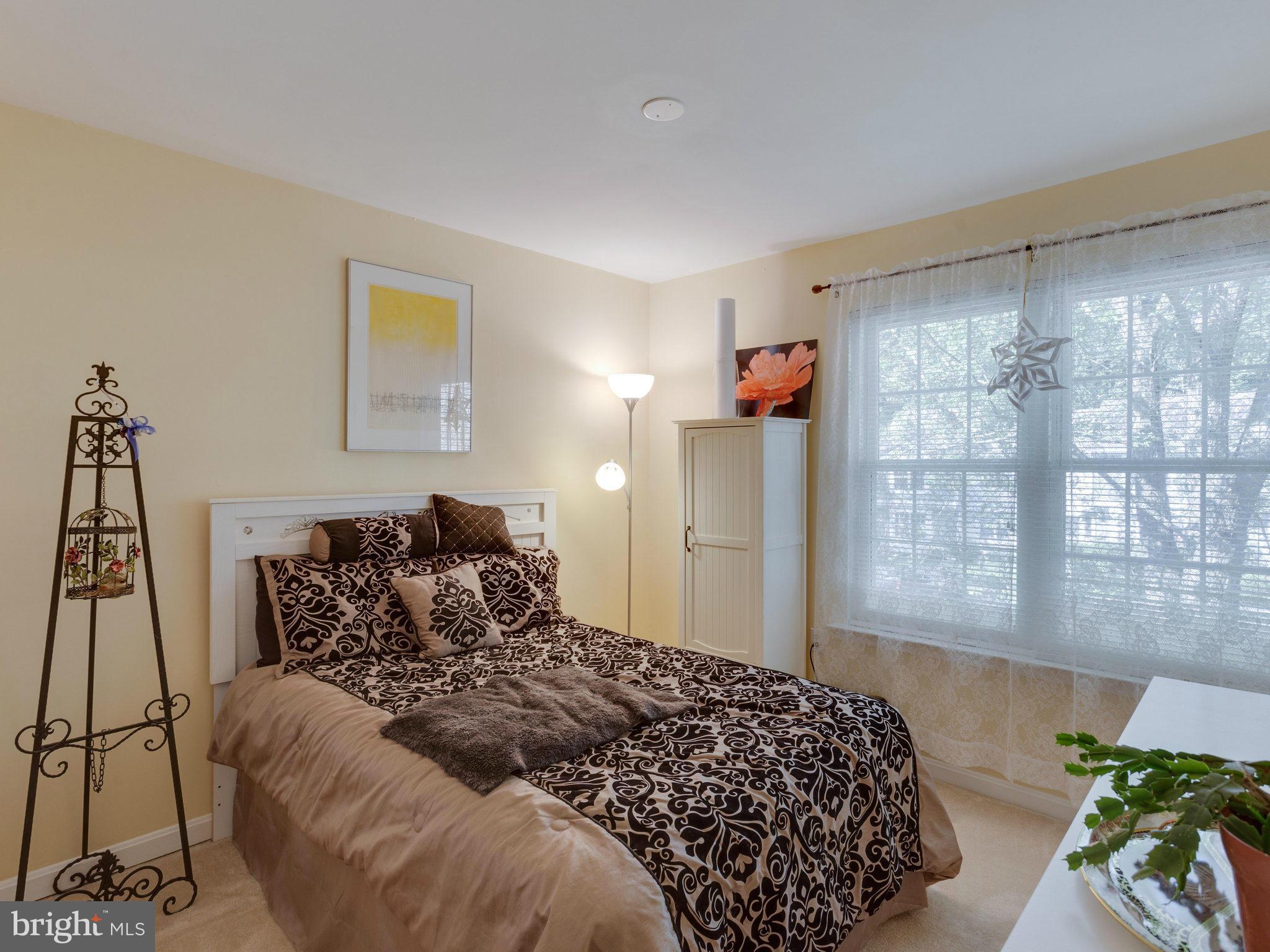 MONTCLAIR - Residential