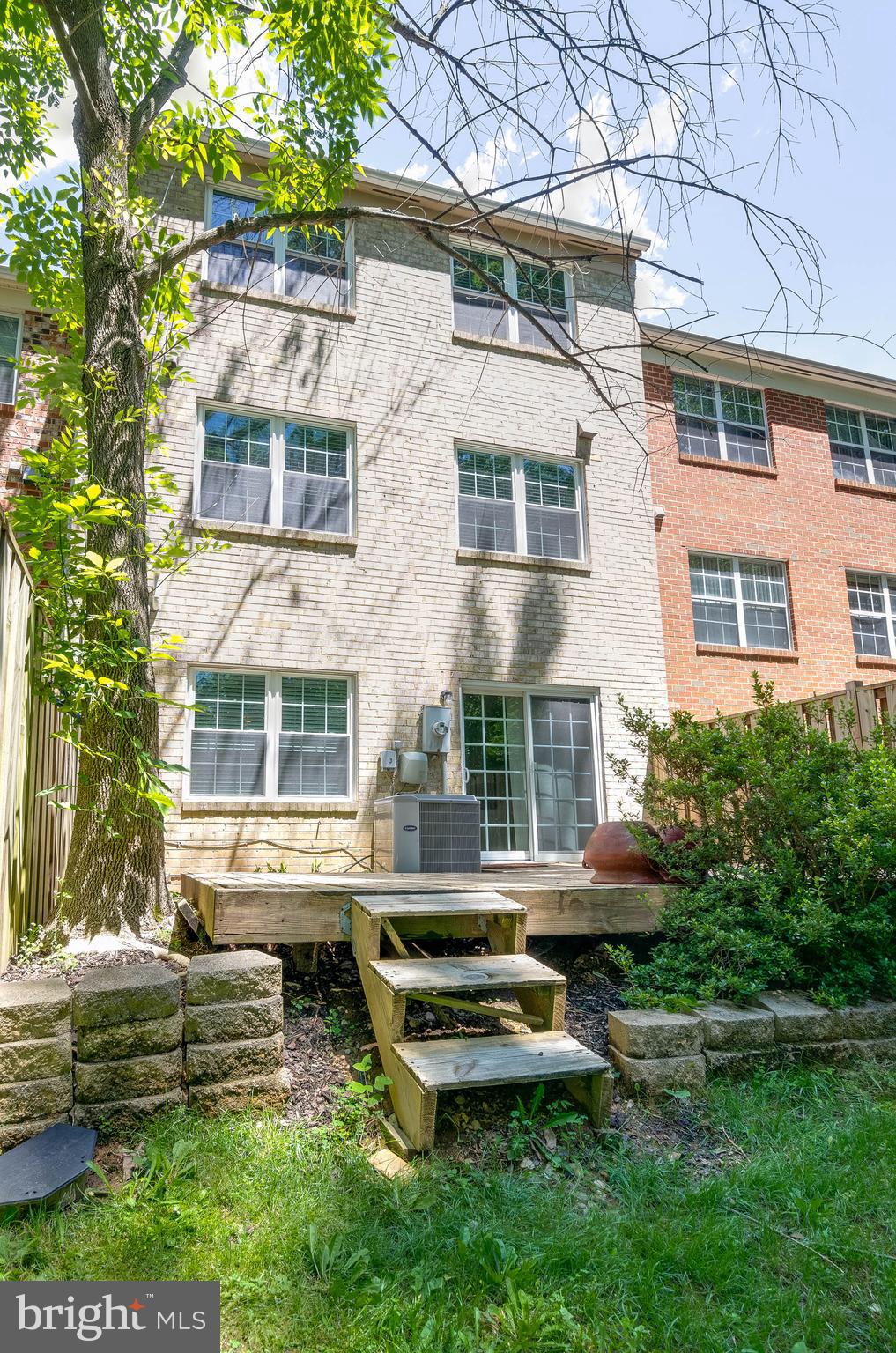 SADDLER OAKS - Residential