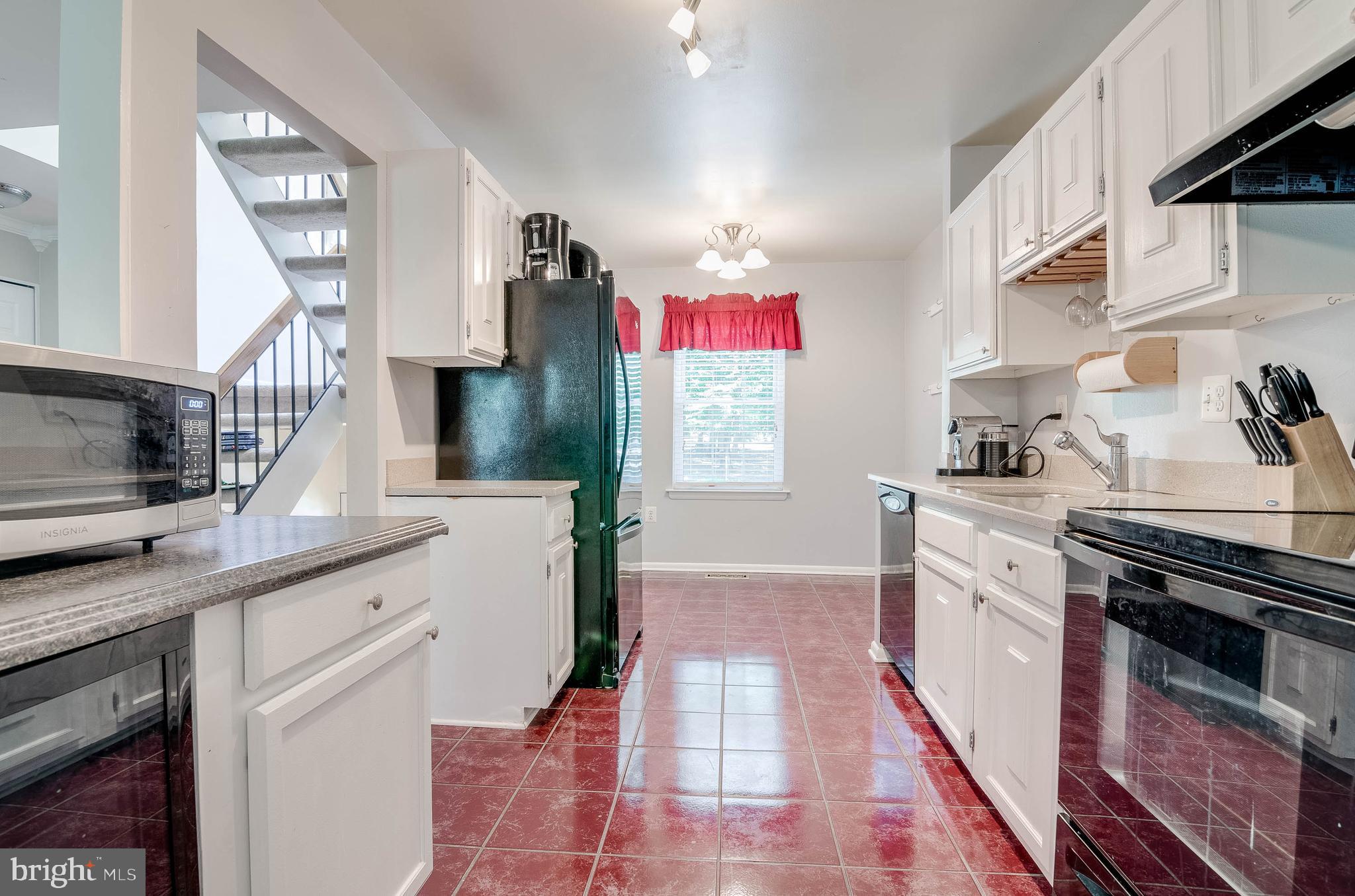 SADDLER OAKS - Residential