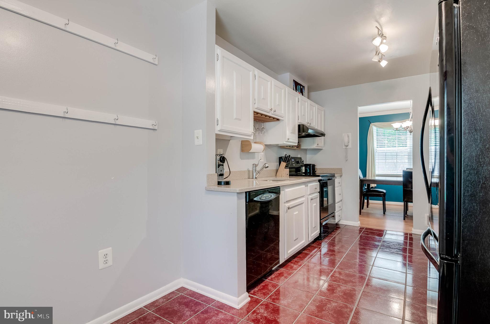 SADDLER OAKS - Residential