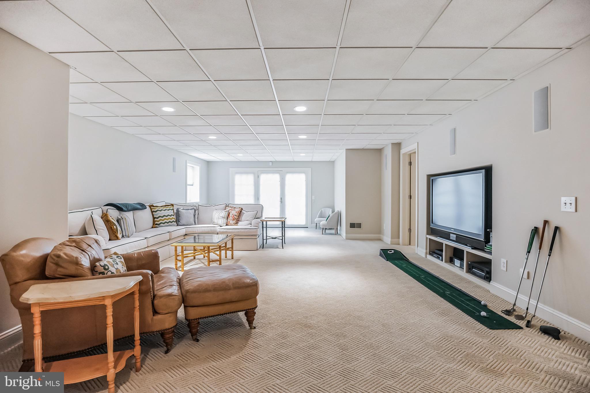 BROOKE FARM - Residential