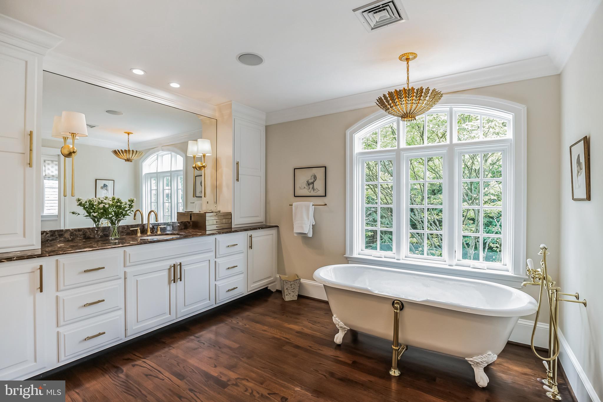 BROOKE FARM - Residential