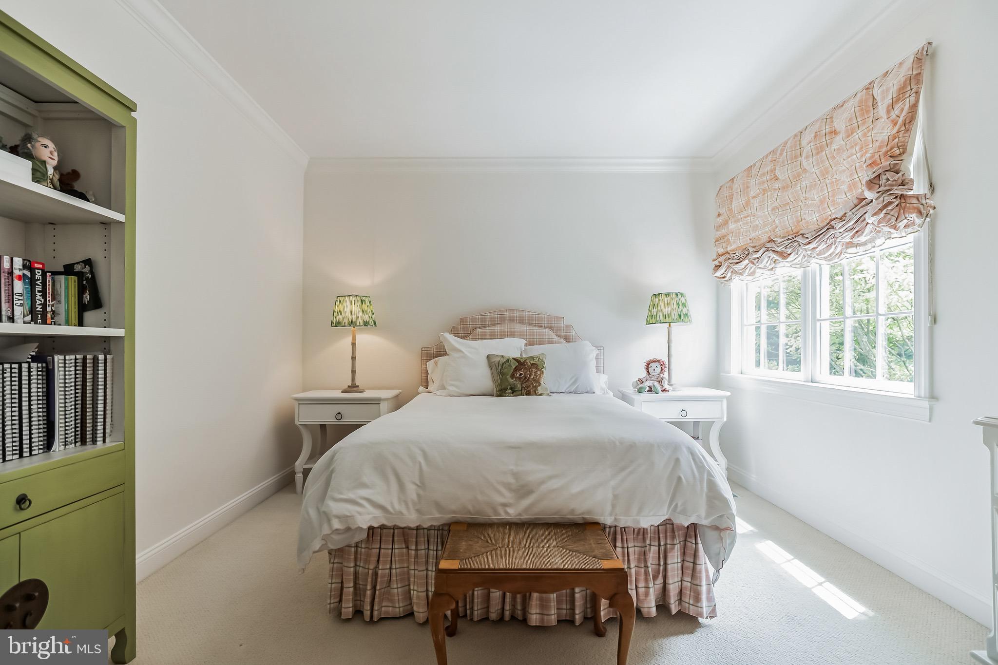 BROOKE FARM - Residential